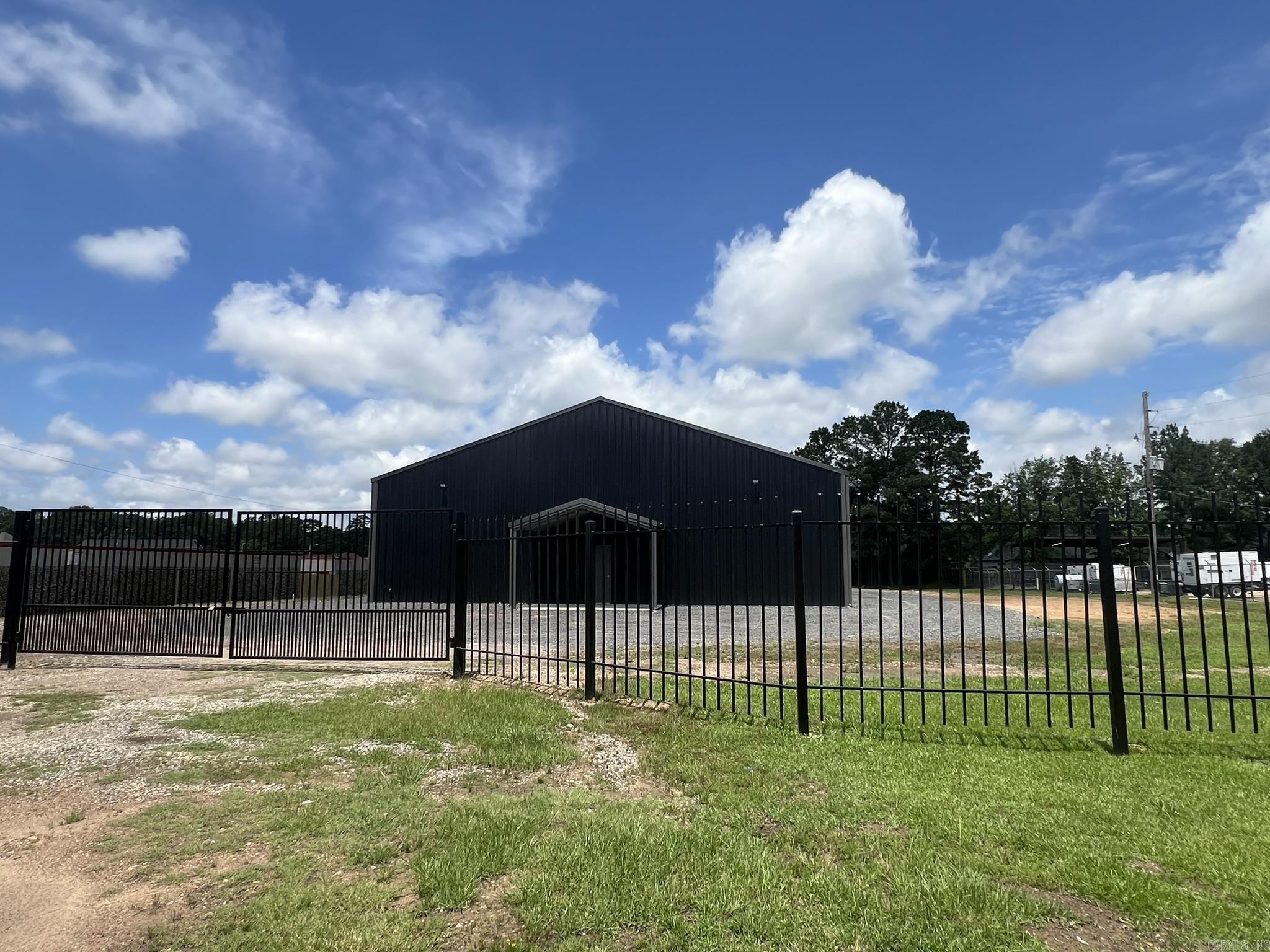 2115 E BROAD ST  Texarkana, AR