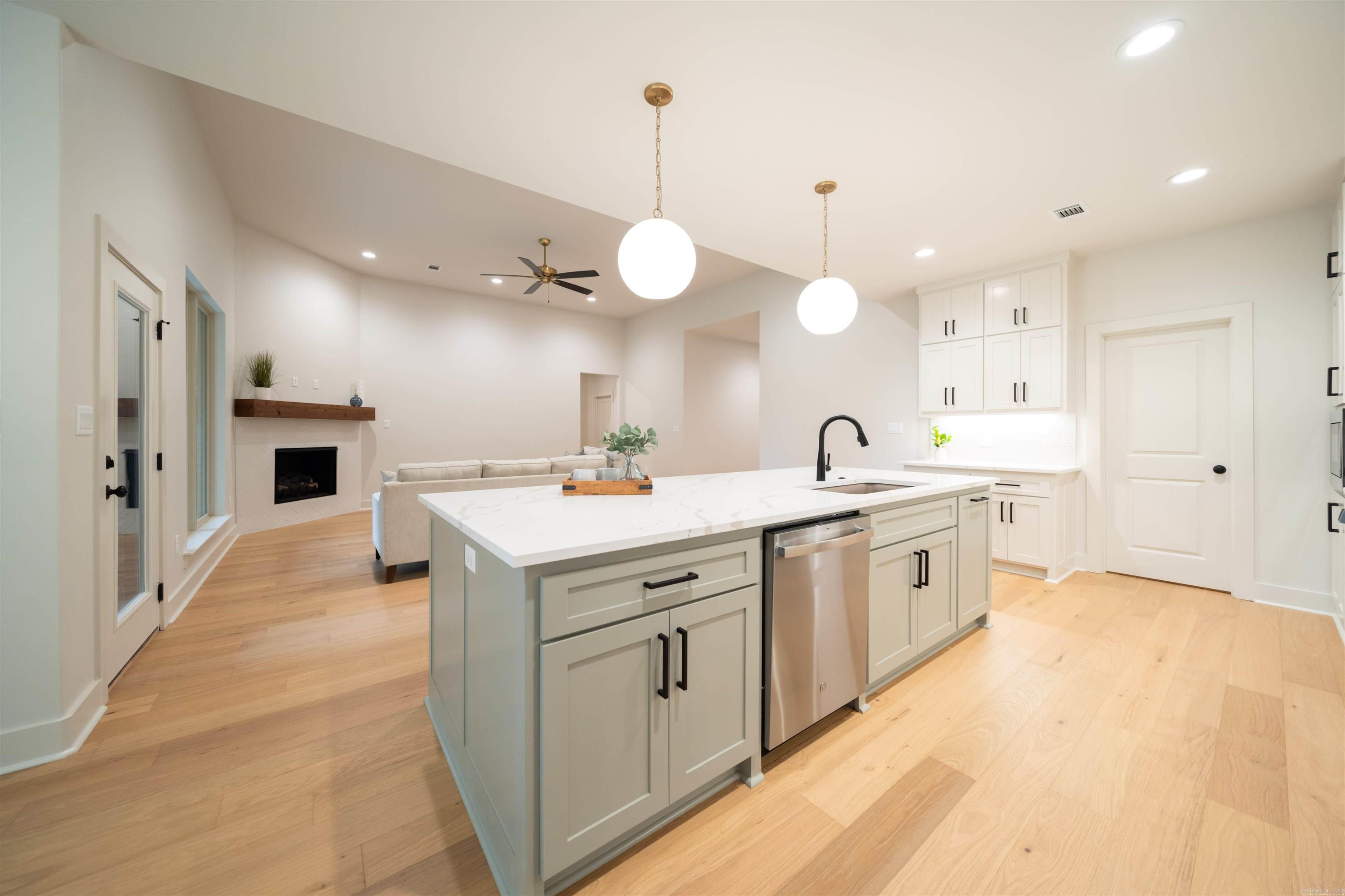 15109 Matterhorn Loop Maumelle, AR 72113