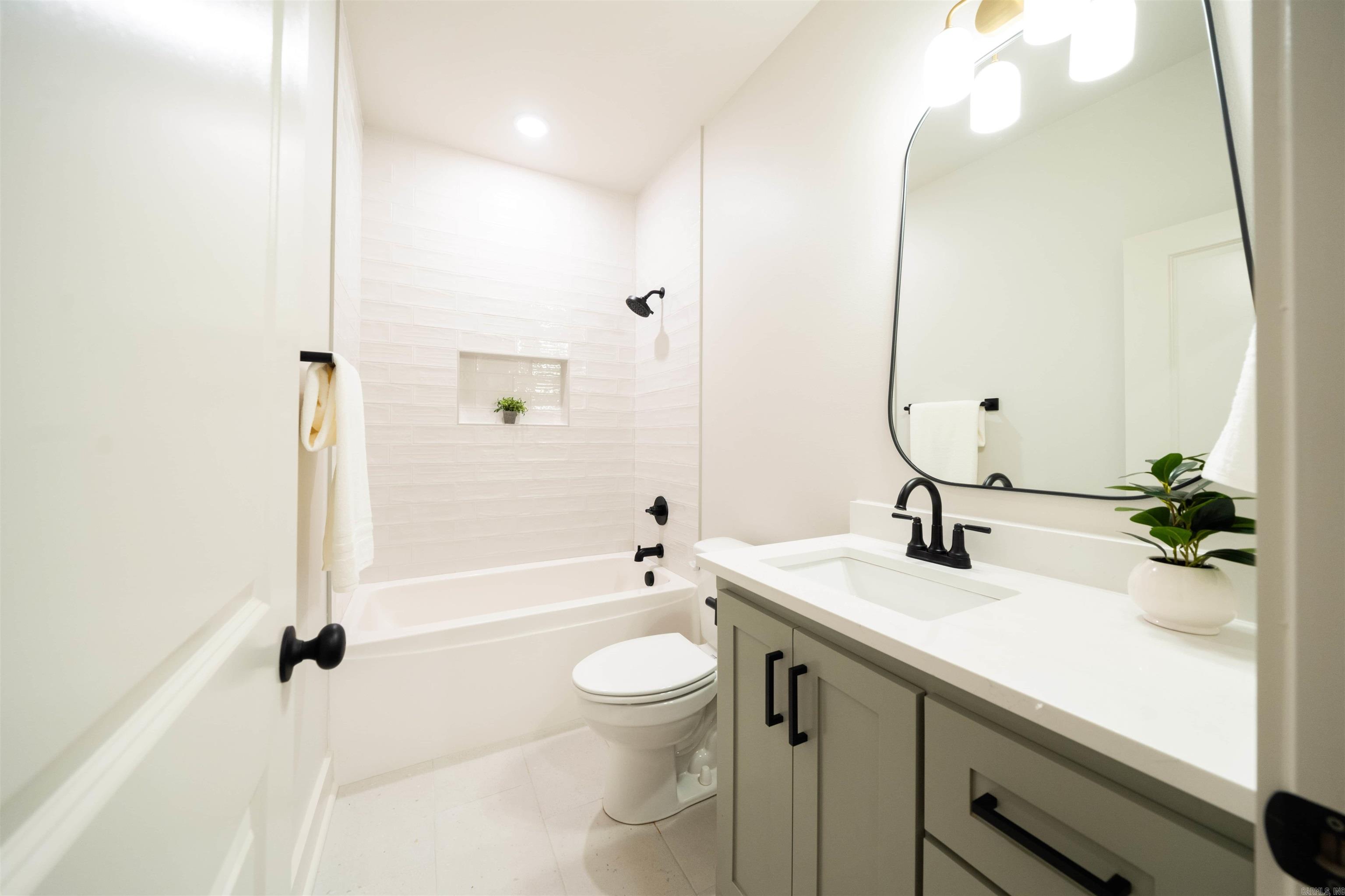 15109 Matterhorn Loop Maumelle, AR 72113