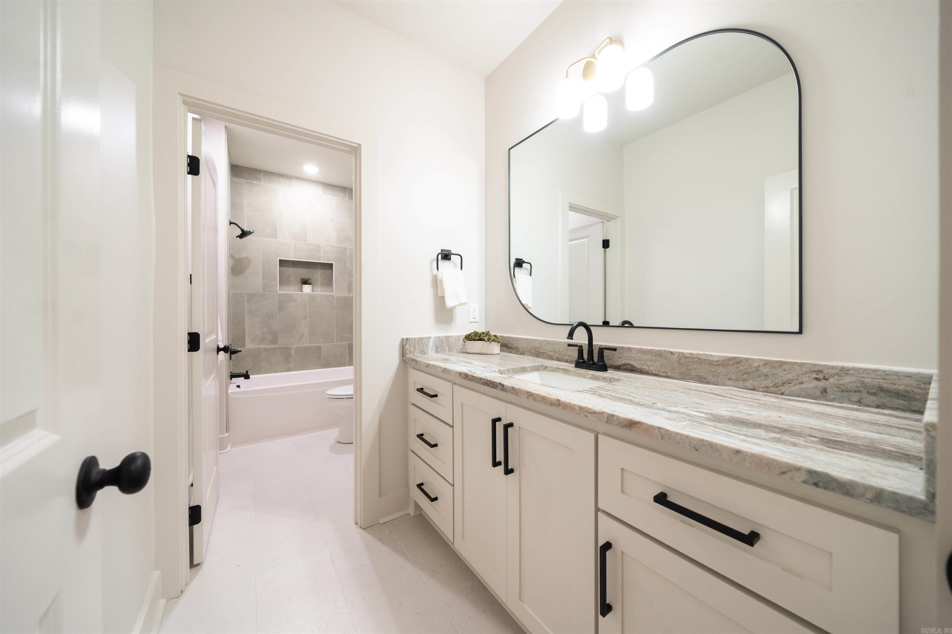 15109 Matterhorn Loop Maumelle, AR 72113