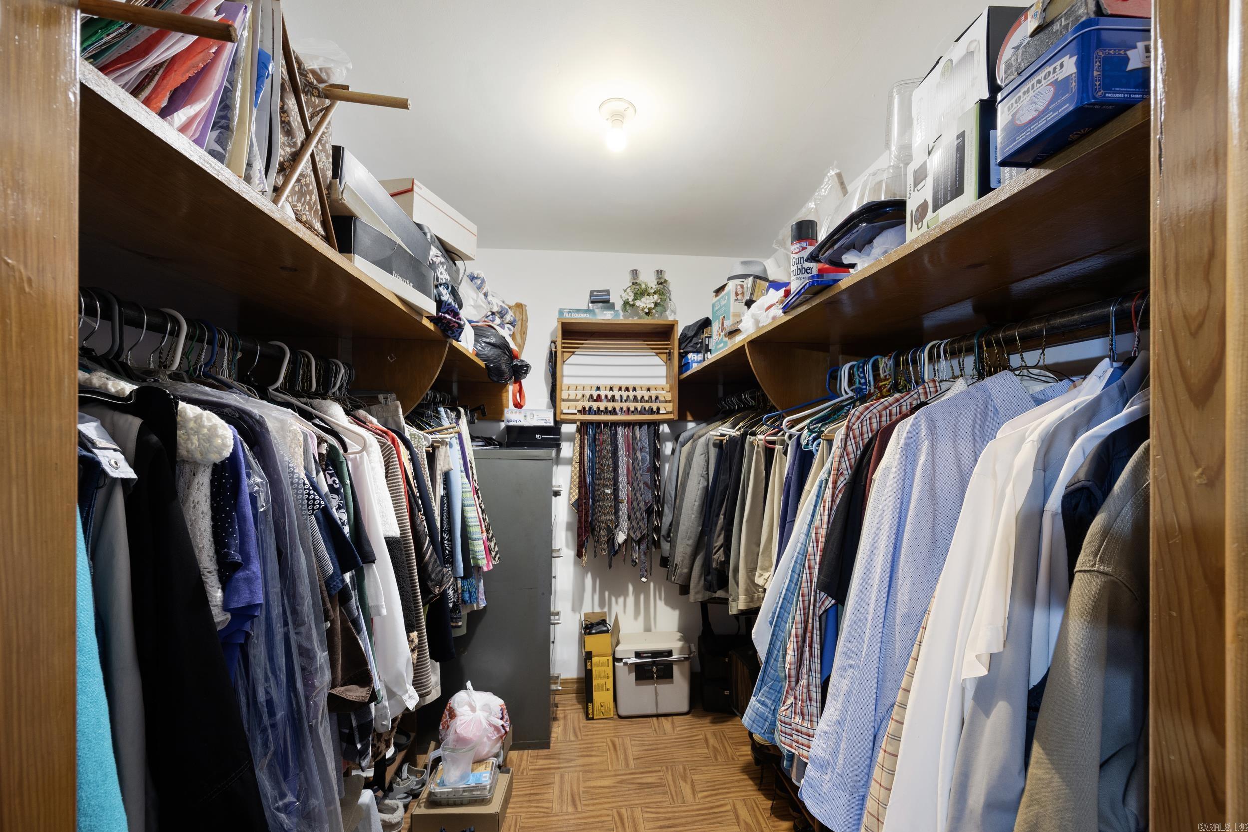 1533 Bakers Creek  Russellville, AR