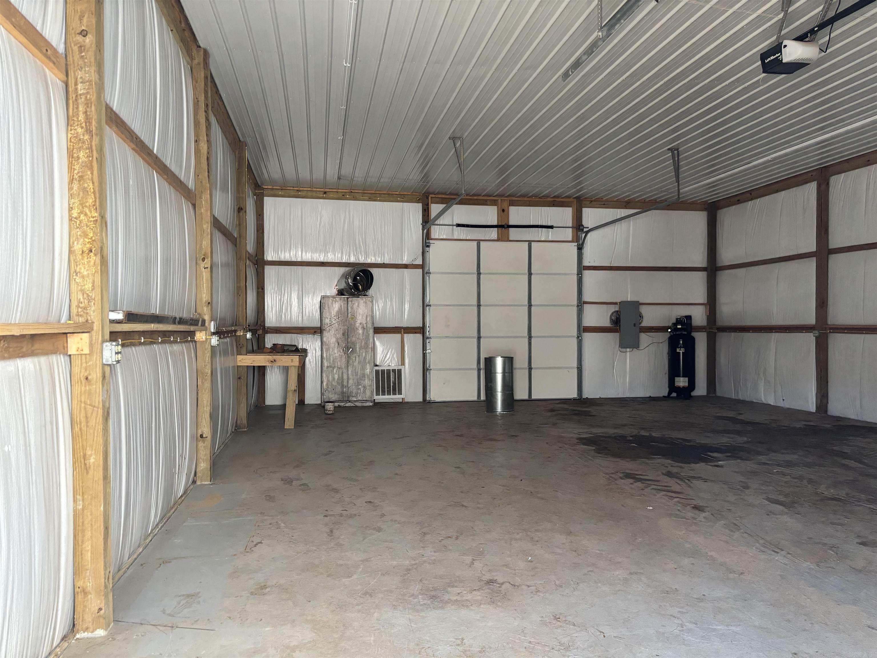 142 Jordan Lane Clinton, AR 72031-0000