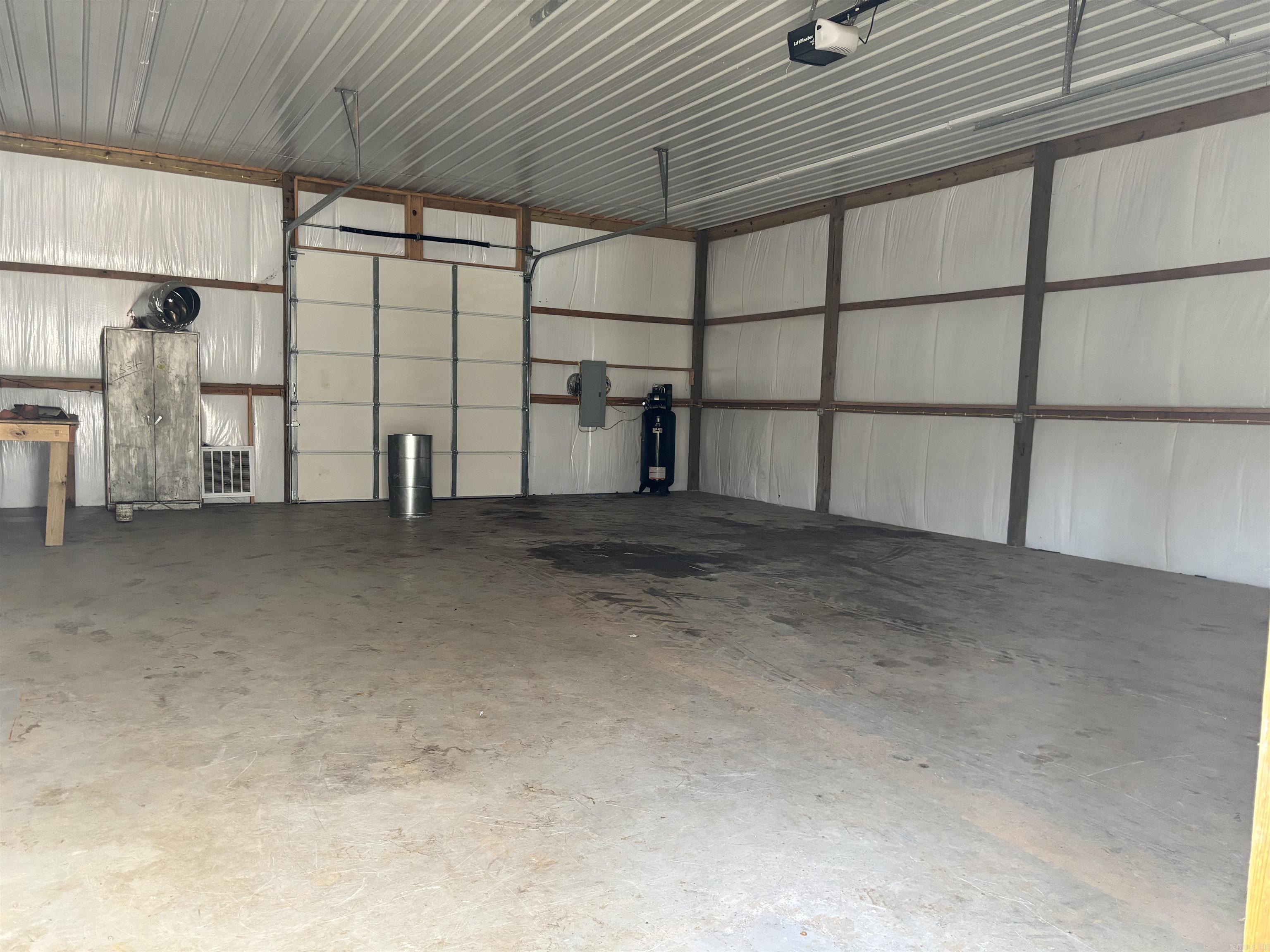 142 Jordan Lane Clinton, AR 72031-0000