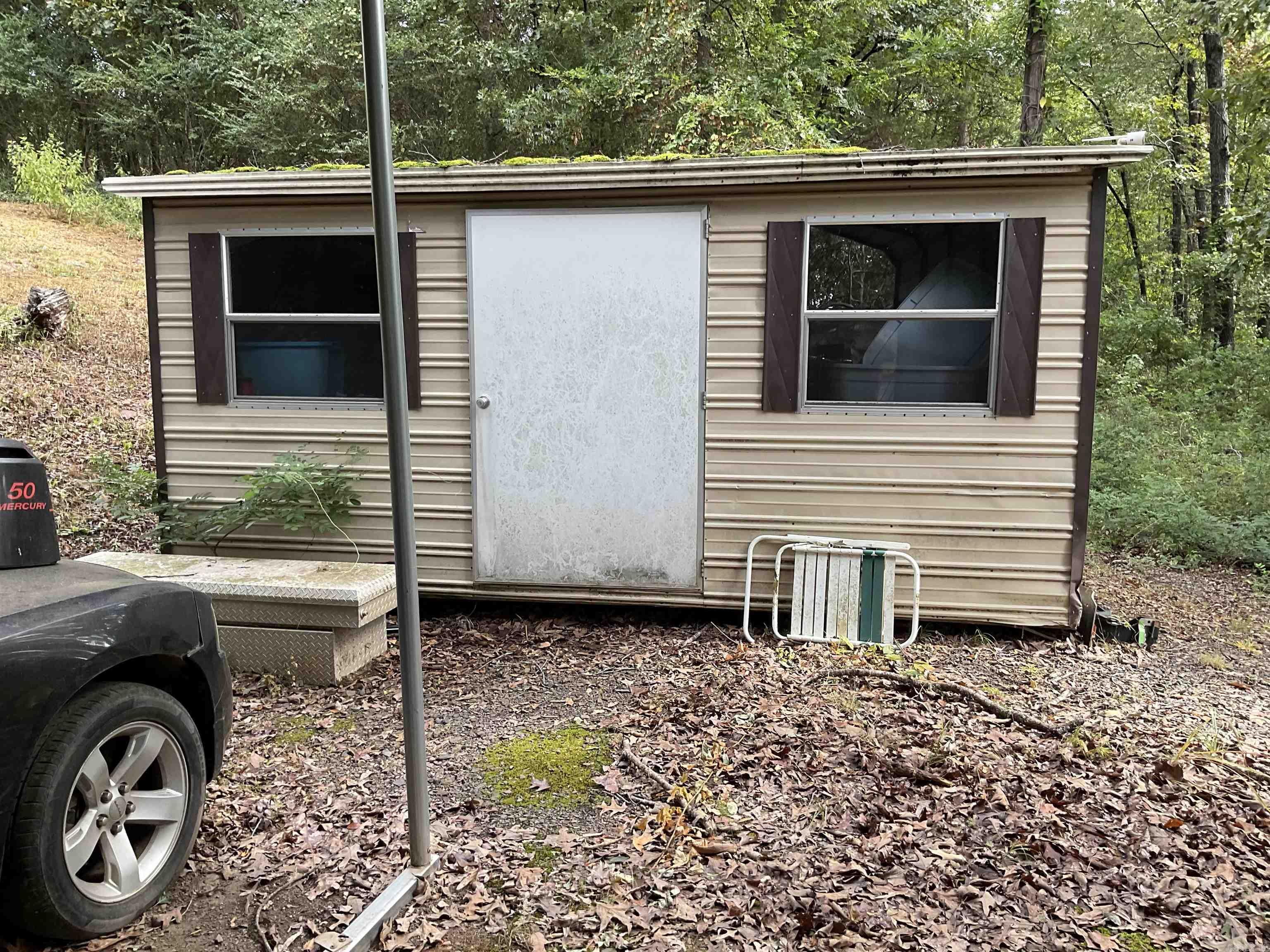 142 Jordan Lane Clinton, AR 72031-0000