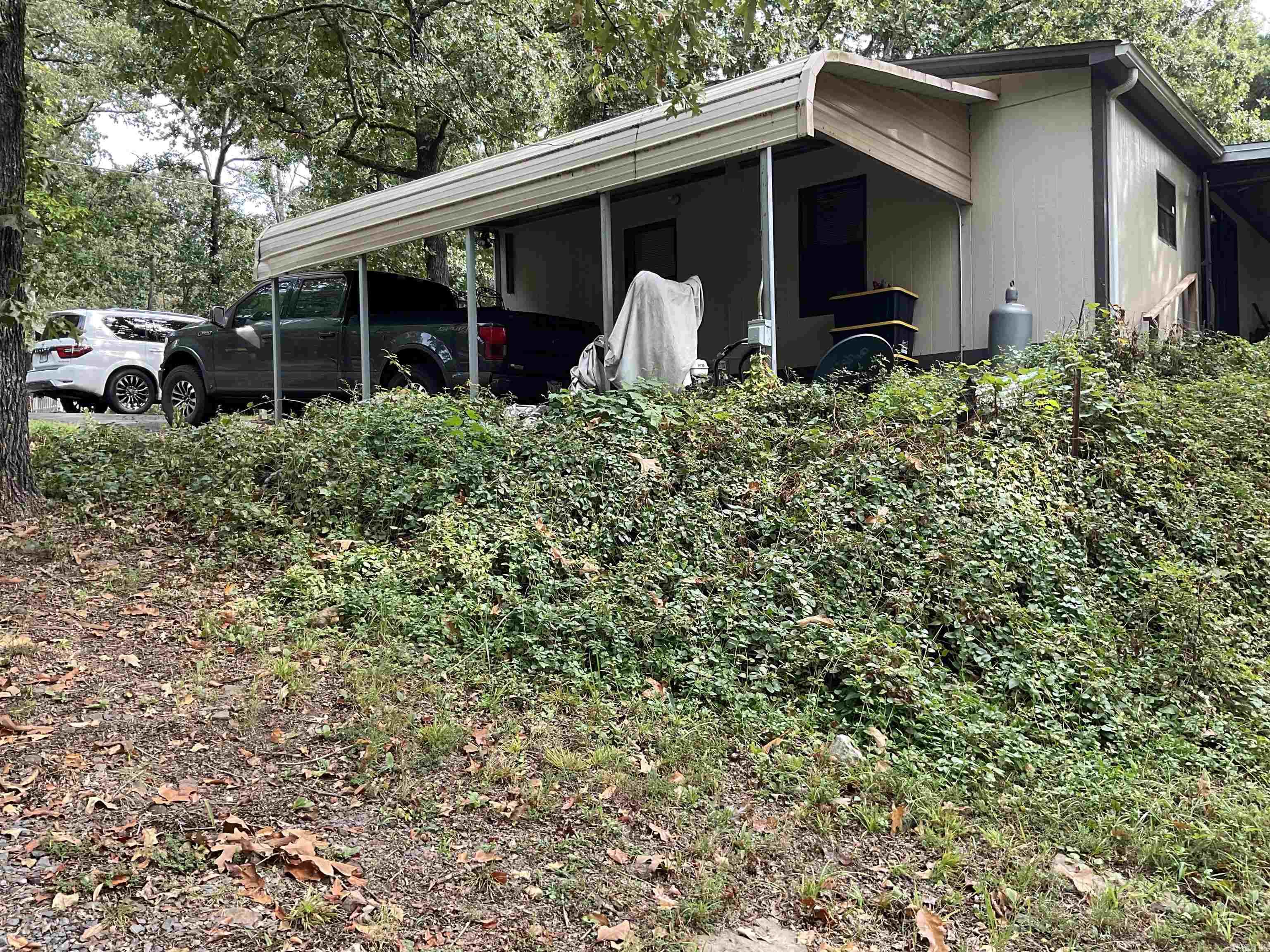 142 Jordan Lane Clinton, AR 72031-0000