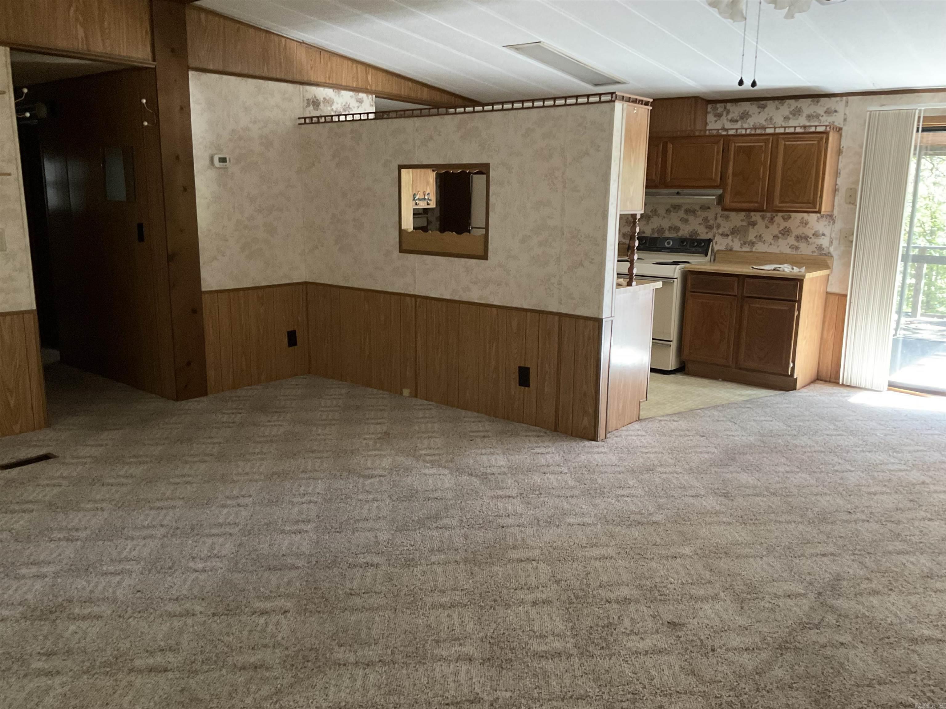 142 Jordan Lane Clinton, AR 72031-0000