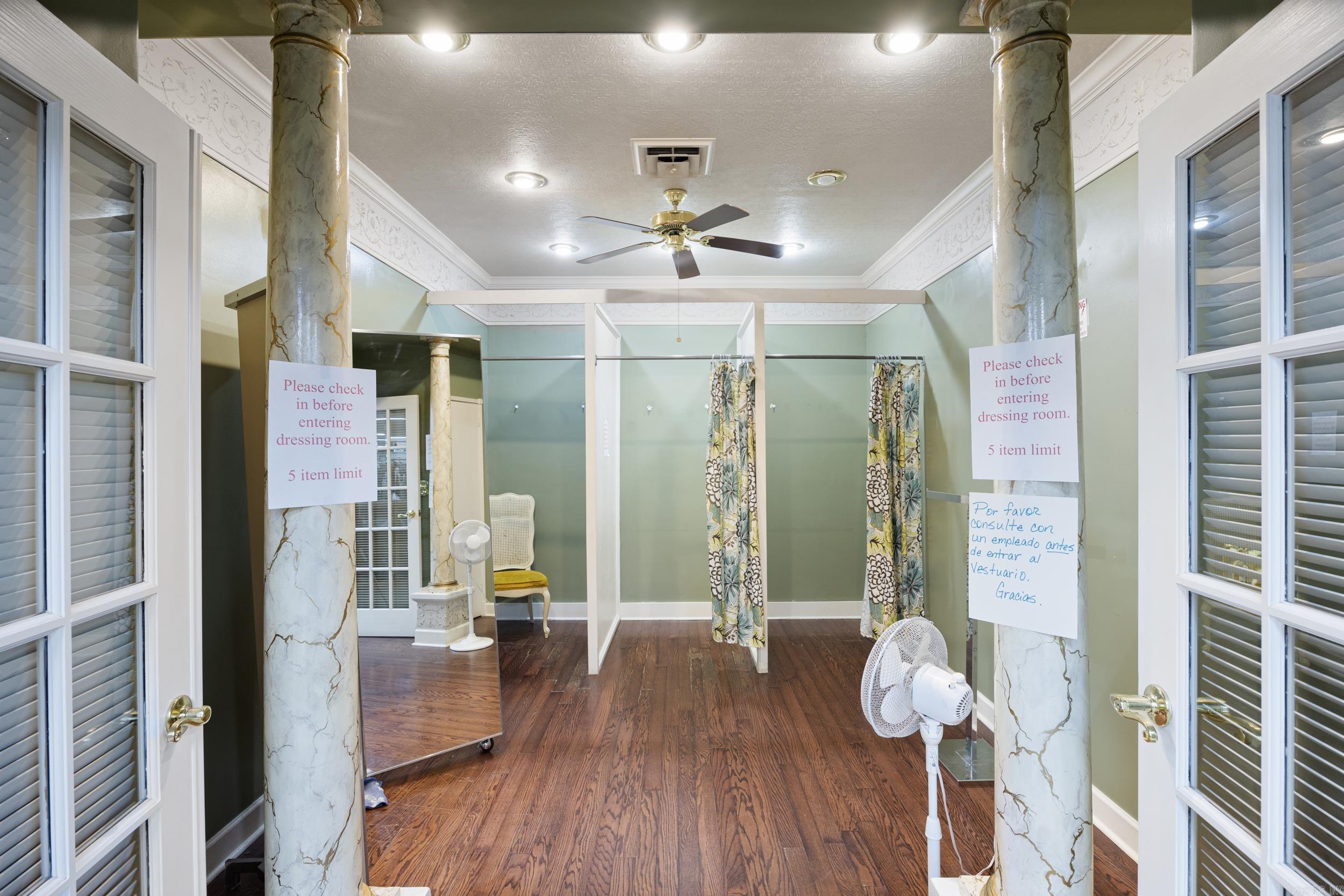 900 S Arkansas Ave  Russellville, AR