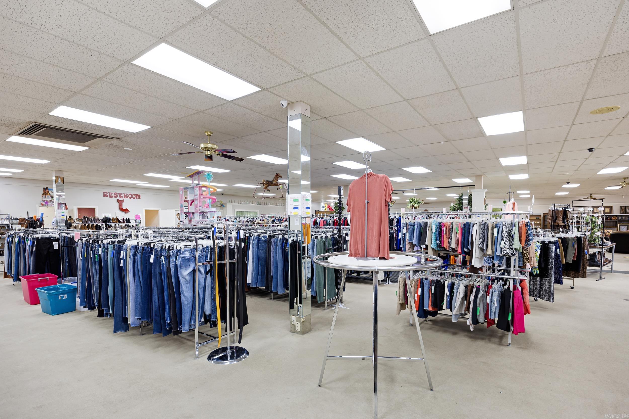 900 S Arkansas Ave  Russellville, AR