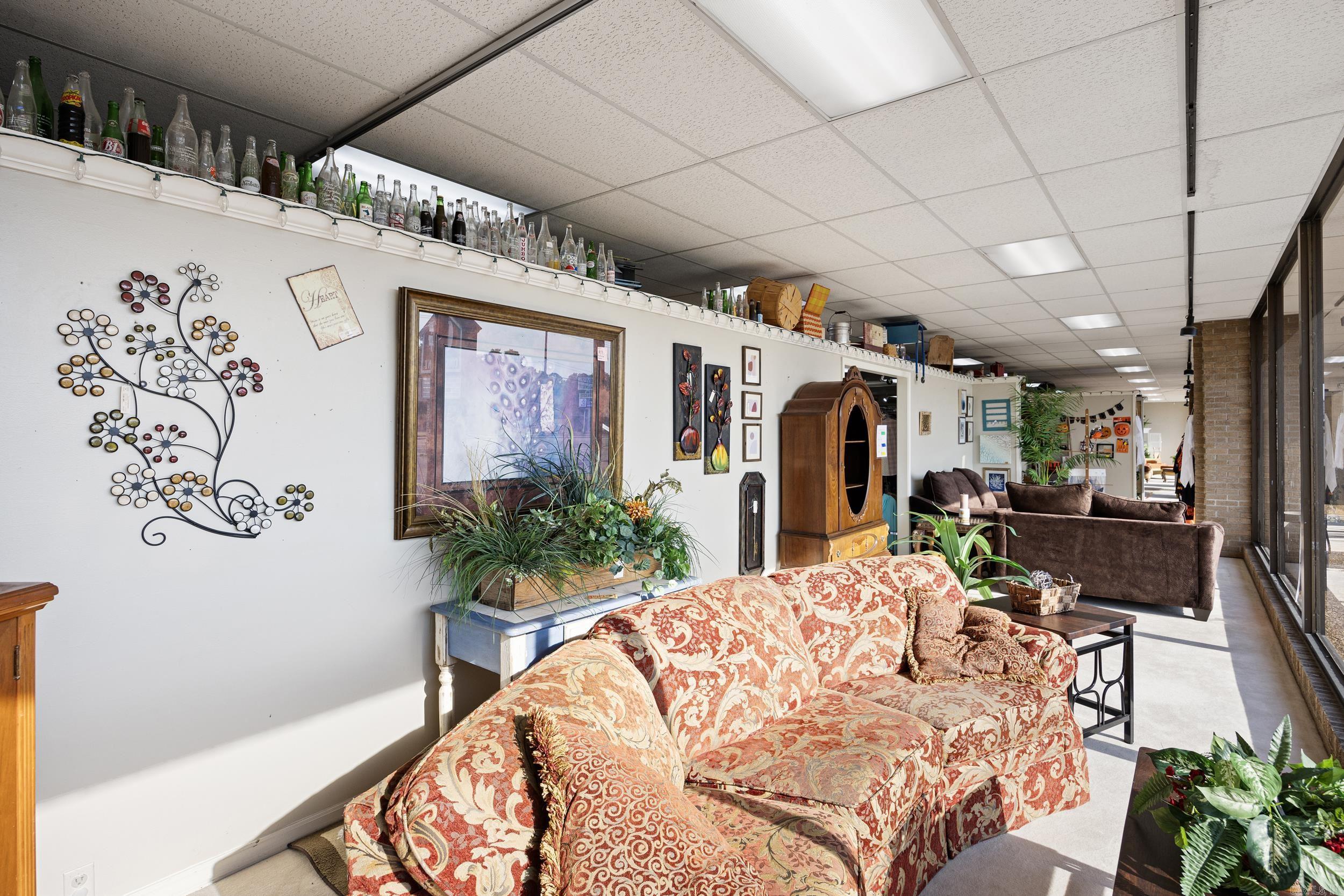 900 S Arkansas Ave  Russellville, AR