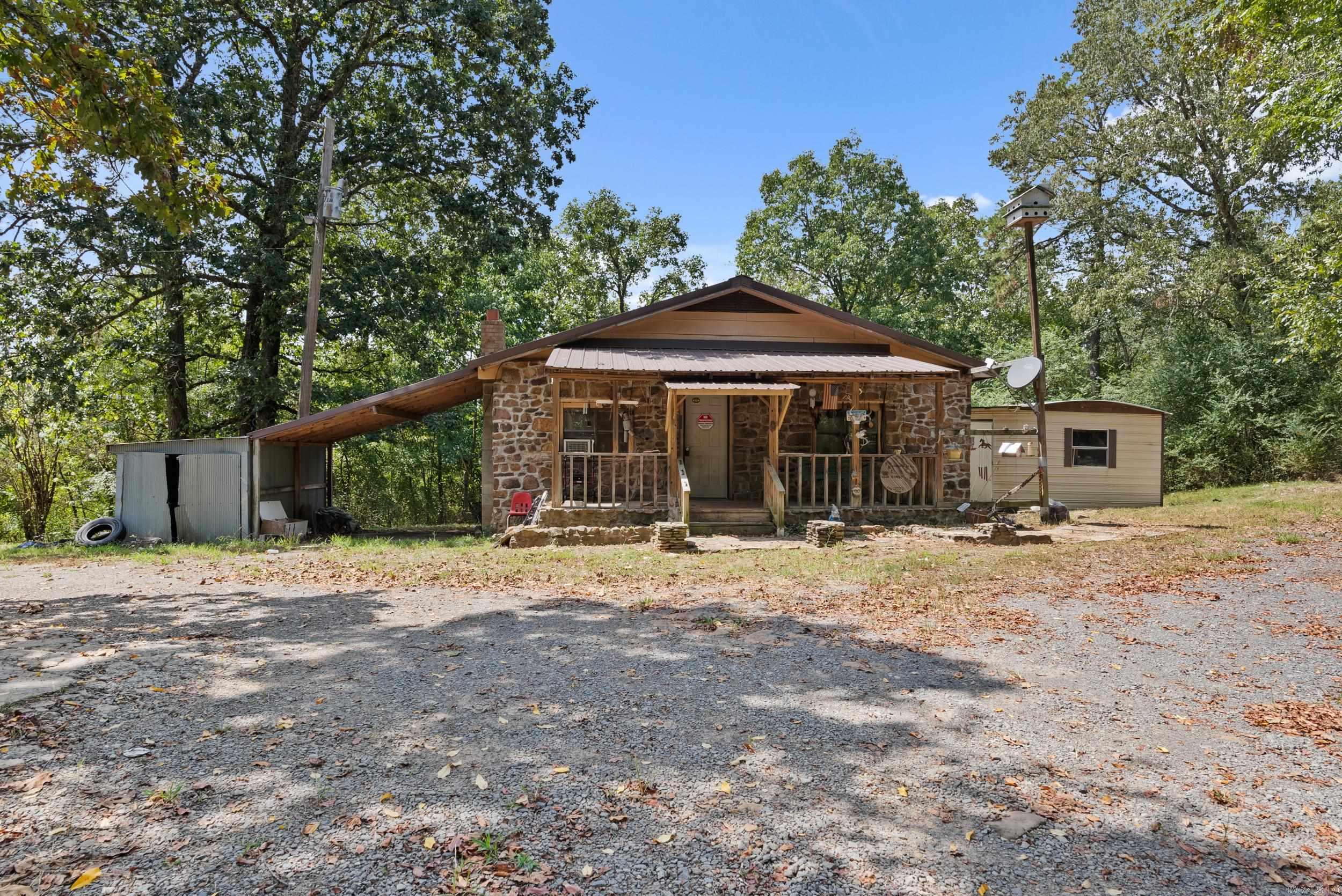 504 Boar Road  Clinton, AR