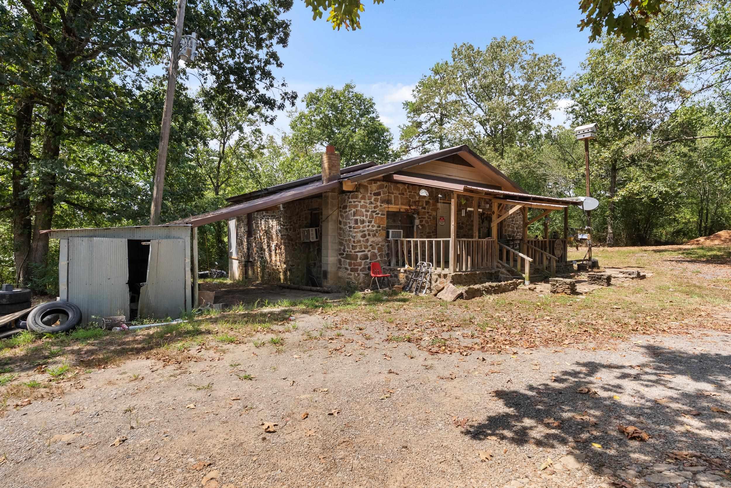 504 Boar Road  Clinton, AR