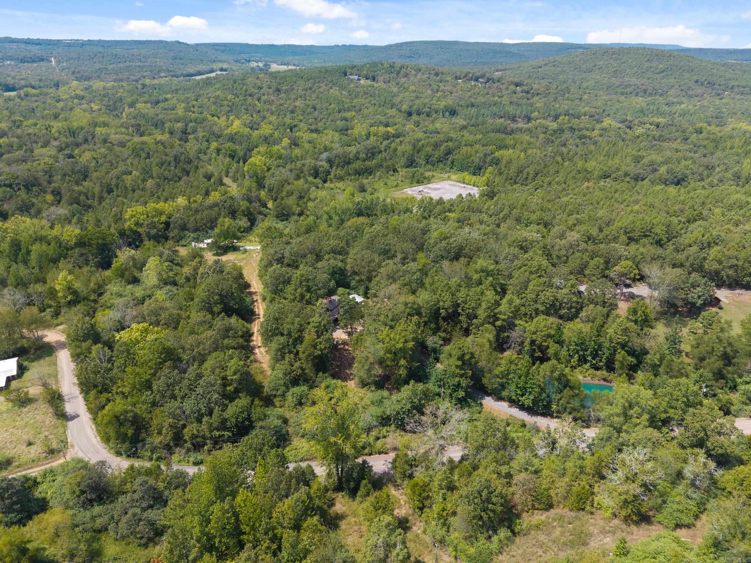 504 Boar Road  Clinton, AR