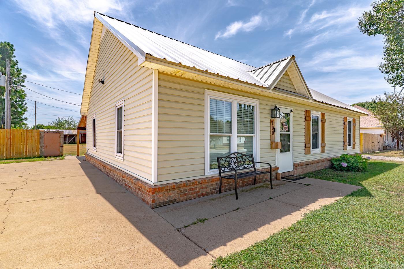 100 Gamble Lane Manila, AR 72442