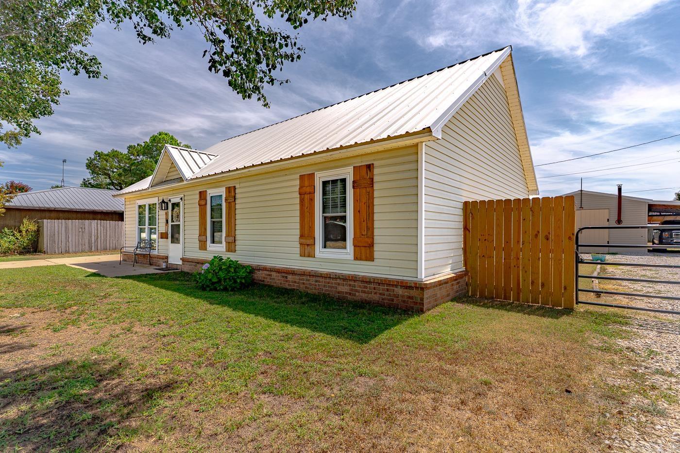 100 Gamble Lane Manila, AR 72442