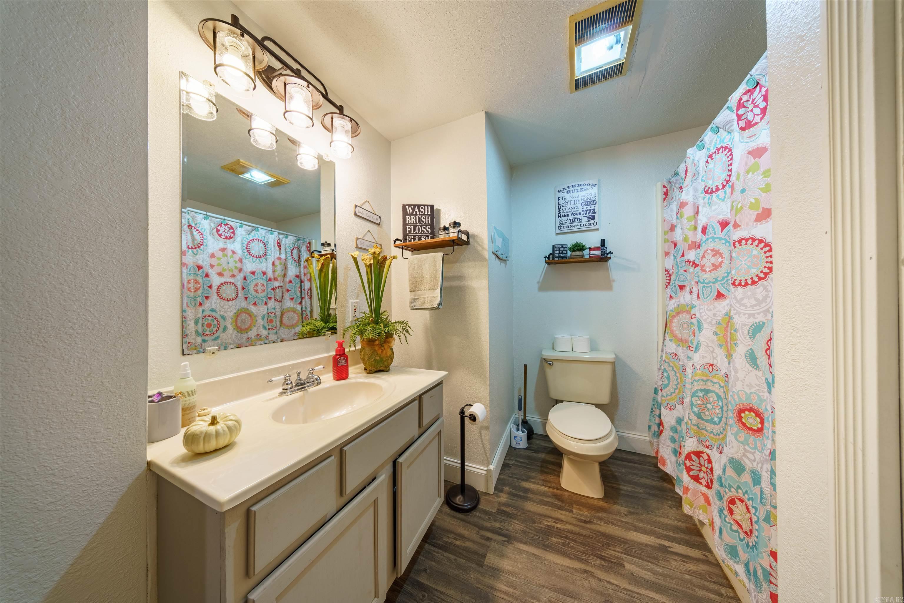 2215 AR Hwy 175 Mammoth Spring, AR 72554