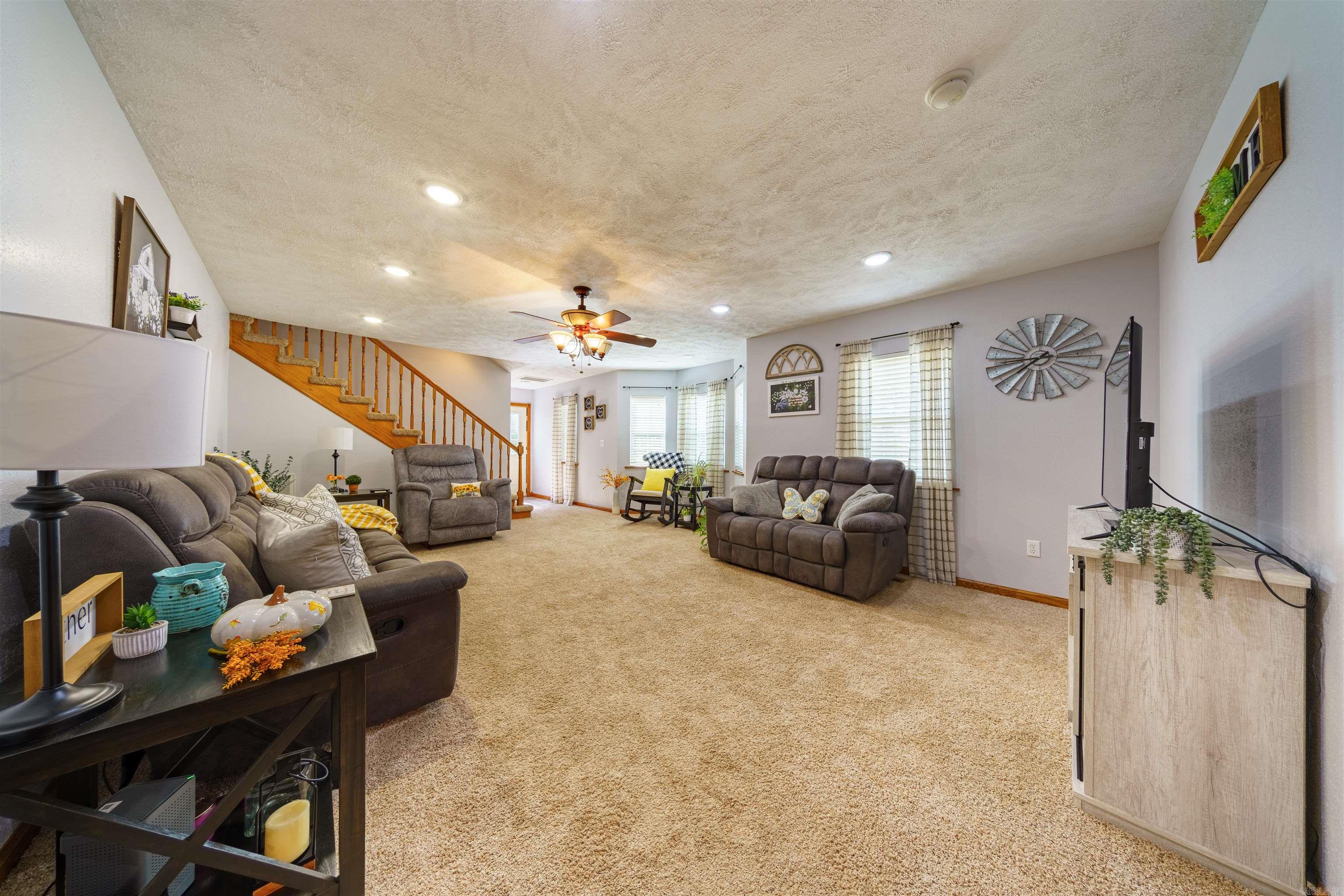 2215 AR Hwy 175 Mammoth Spring, AR 72554