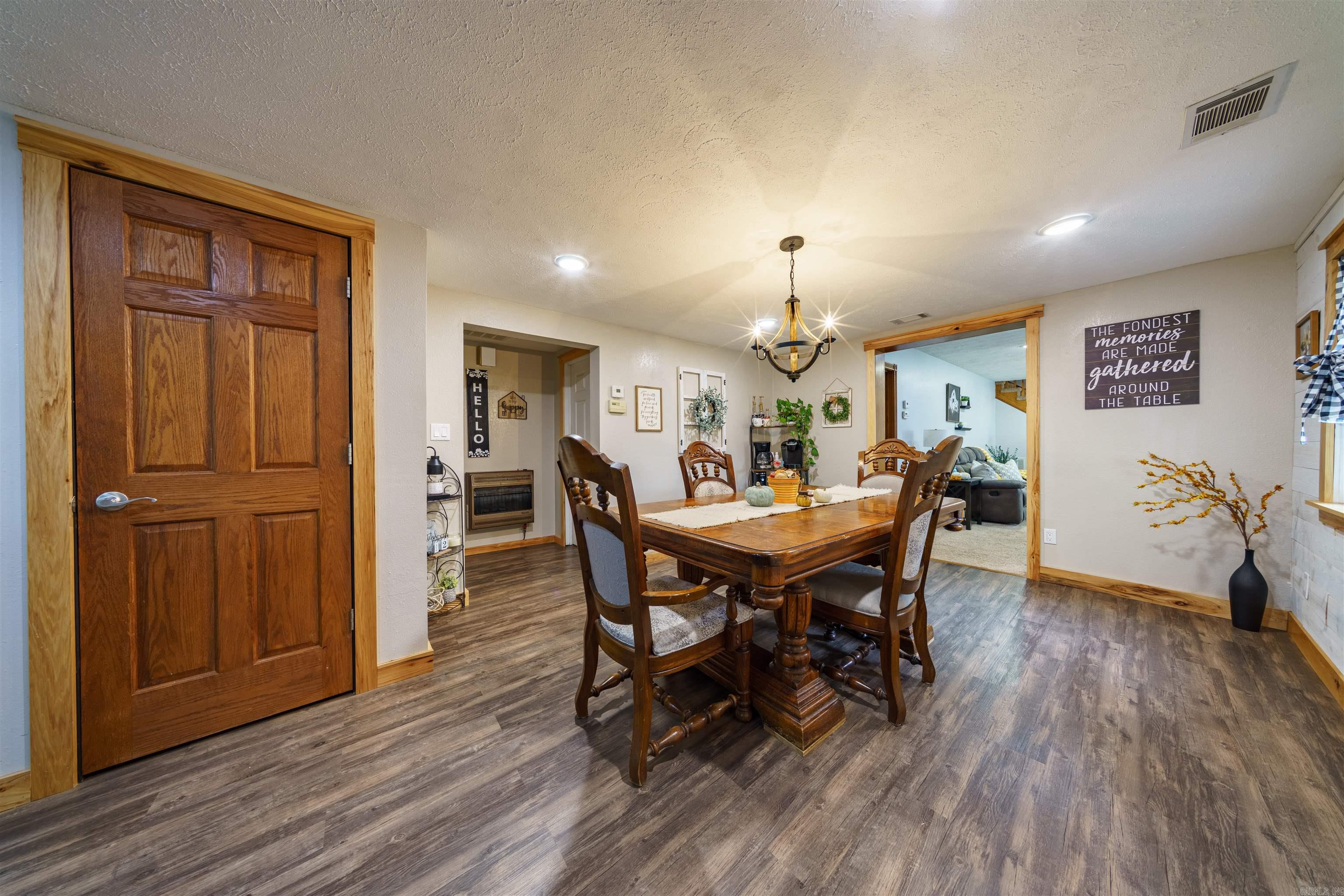 2215 AR Hwy 175 Mammoth Spring, AR 72554