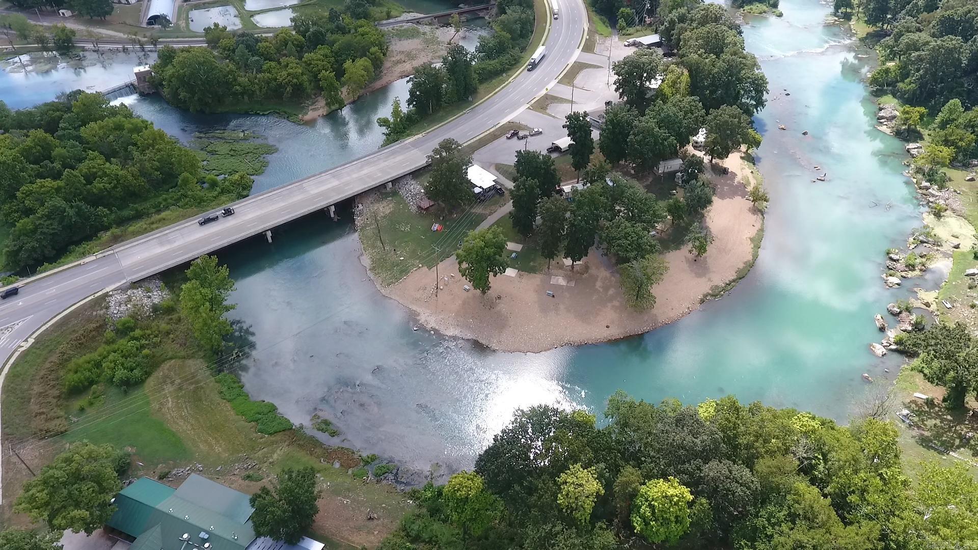 107 US 63  Mammoth Spring, AR