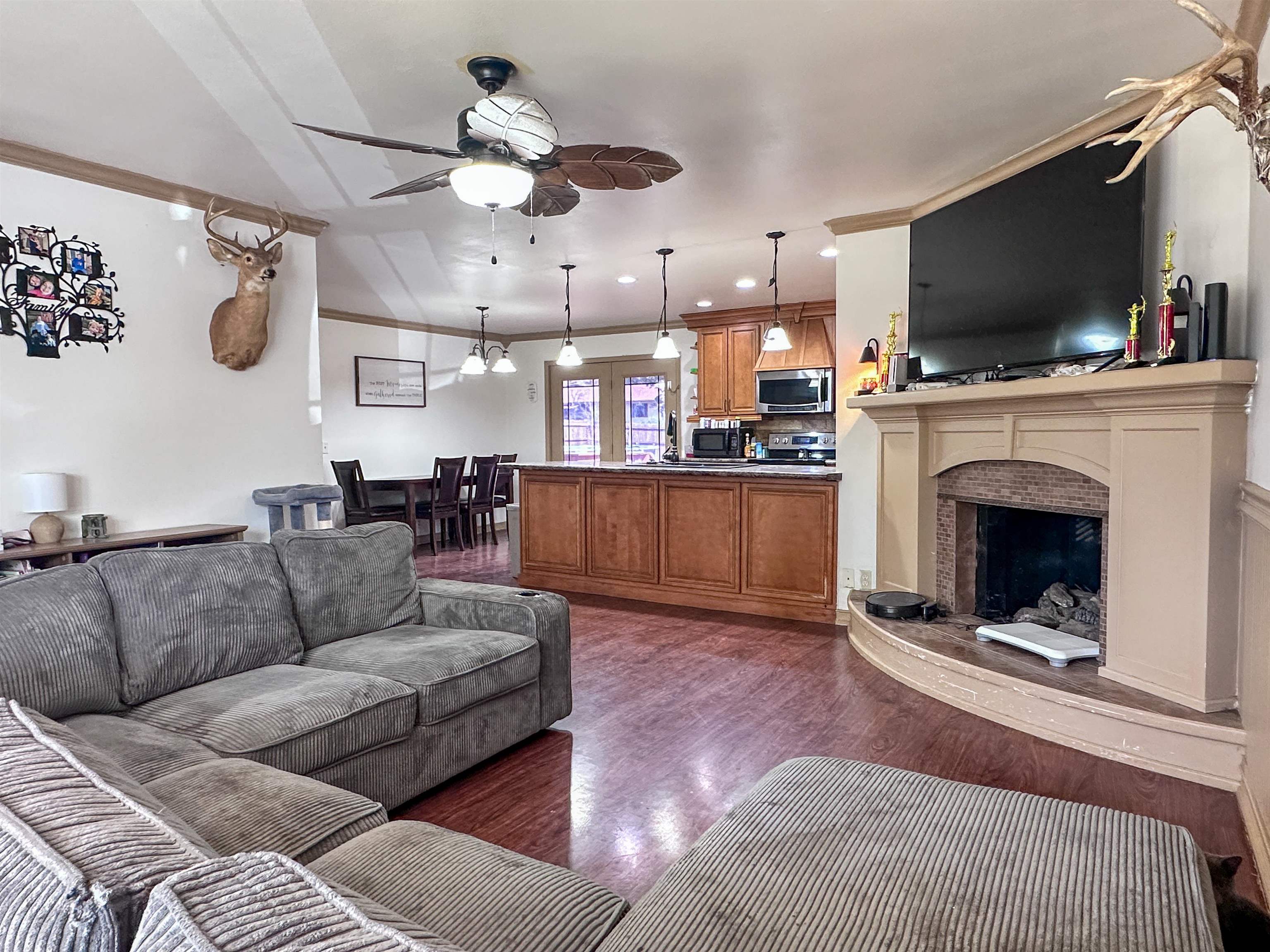 34 Alma  Highland, AR