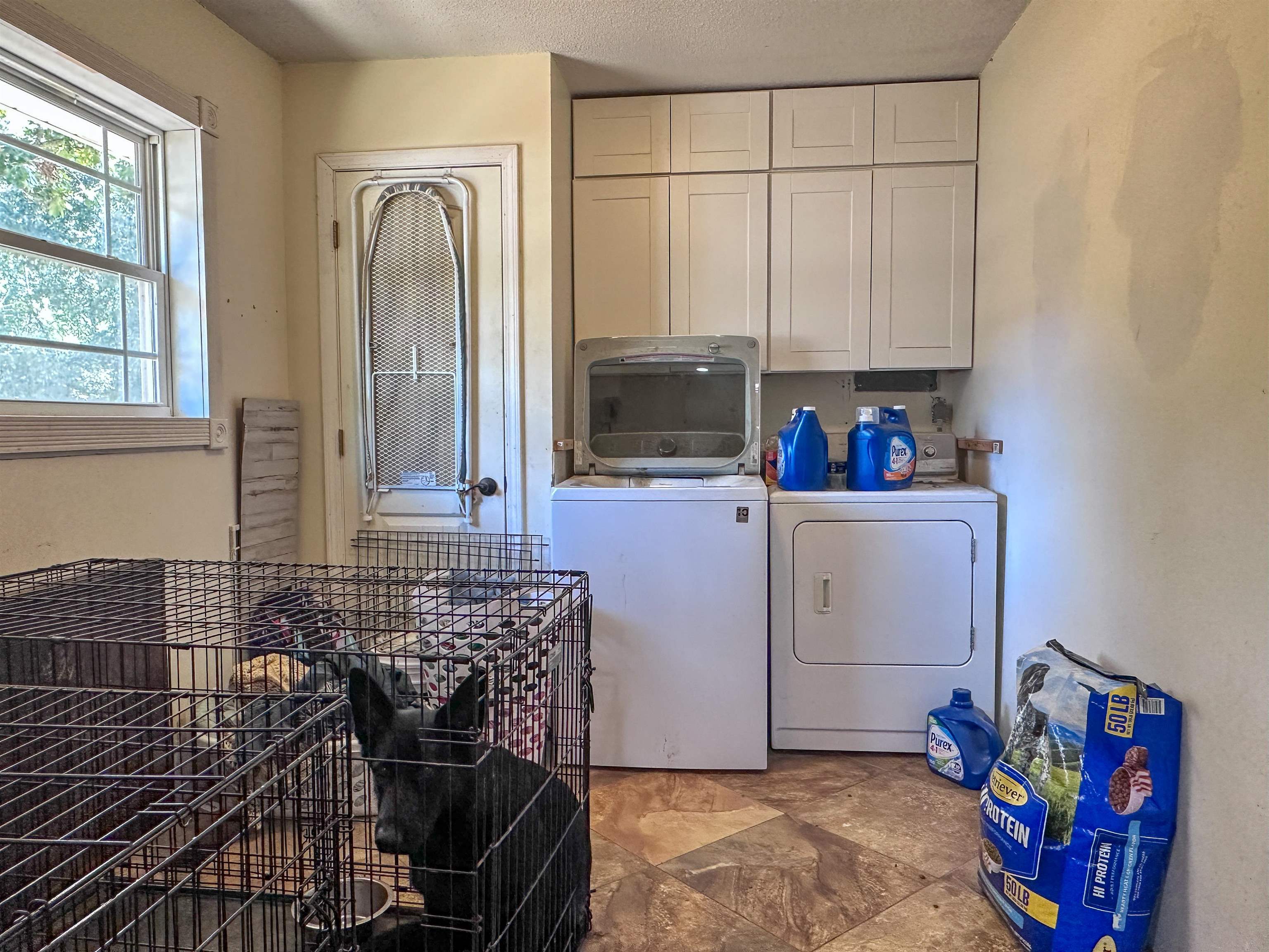 34 Alma  Highland, AR