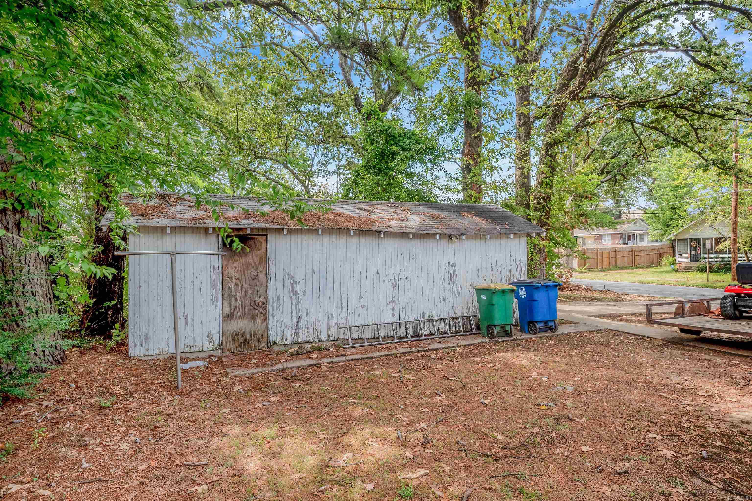 2021 N Poplar St  North Little Rock, AR