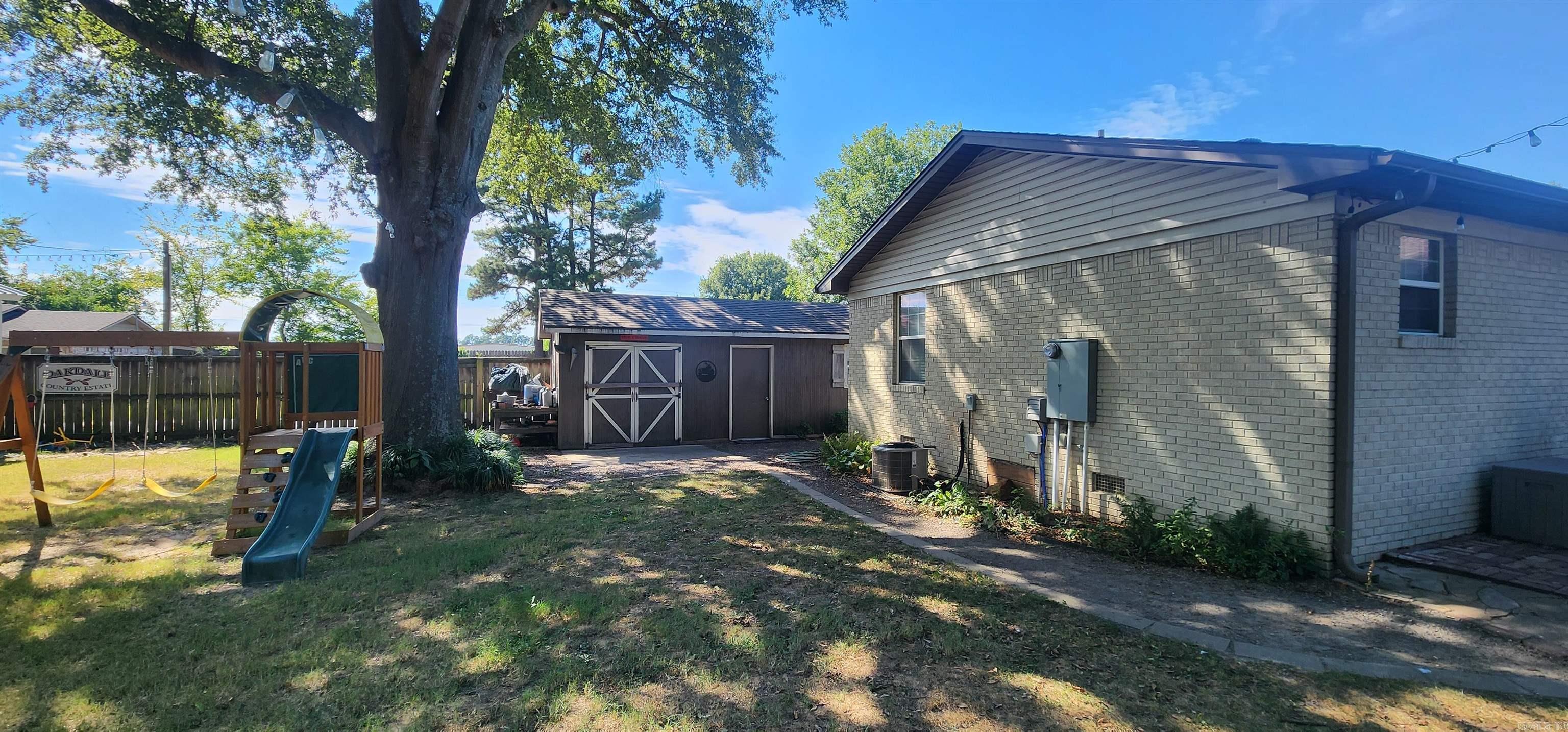 2600 Hollywood St  Newport, AR