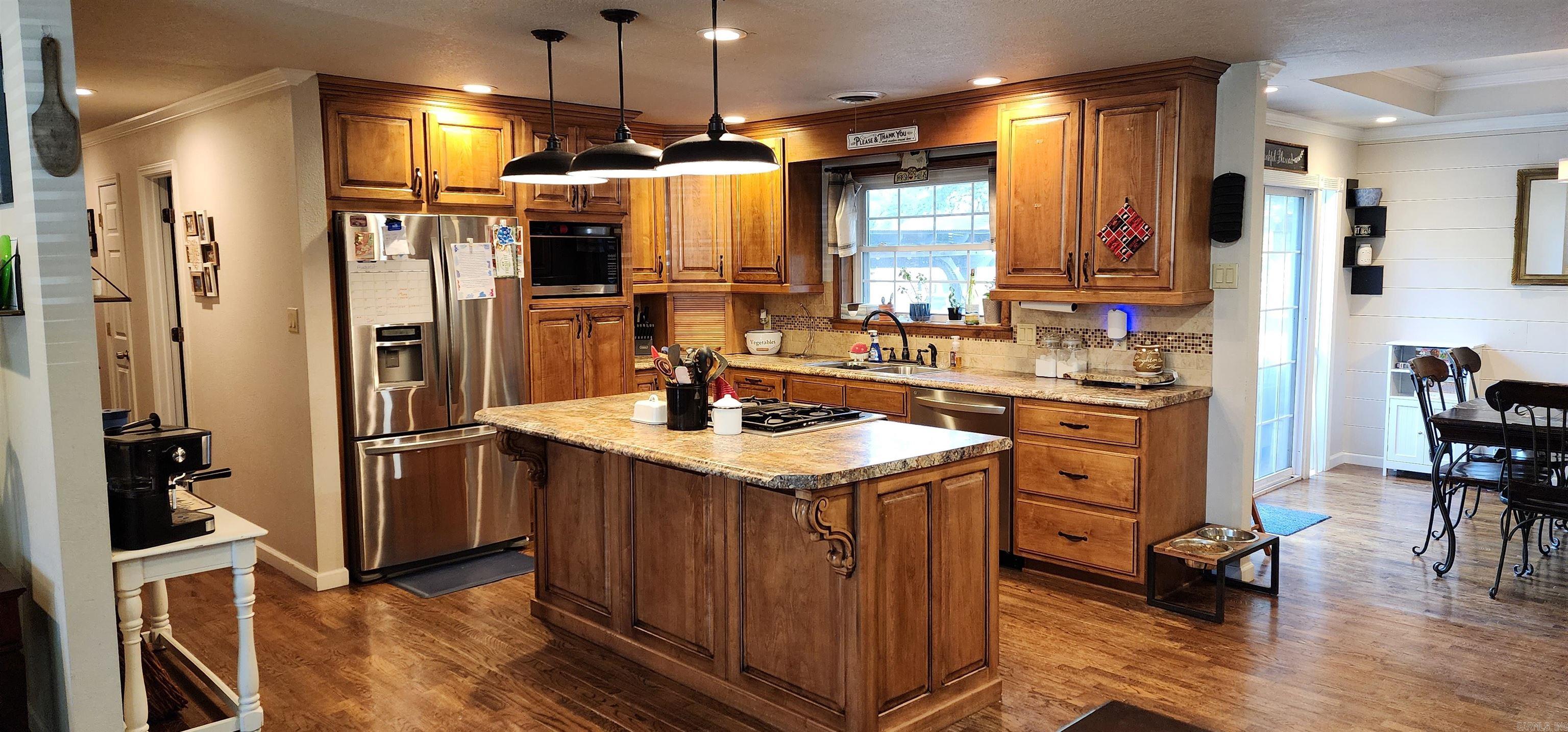 2600 Hollywood St  Newport, AR