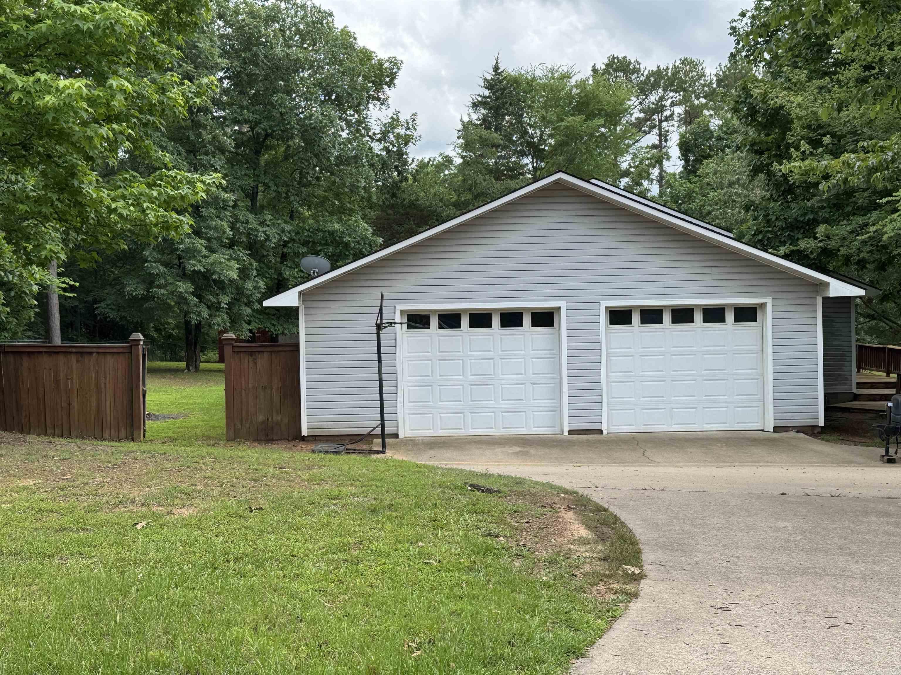 41 Dogwood  Higden, AR