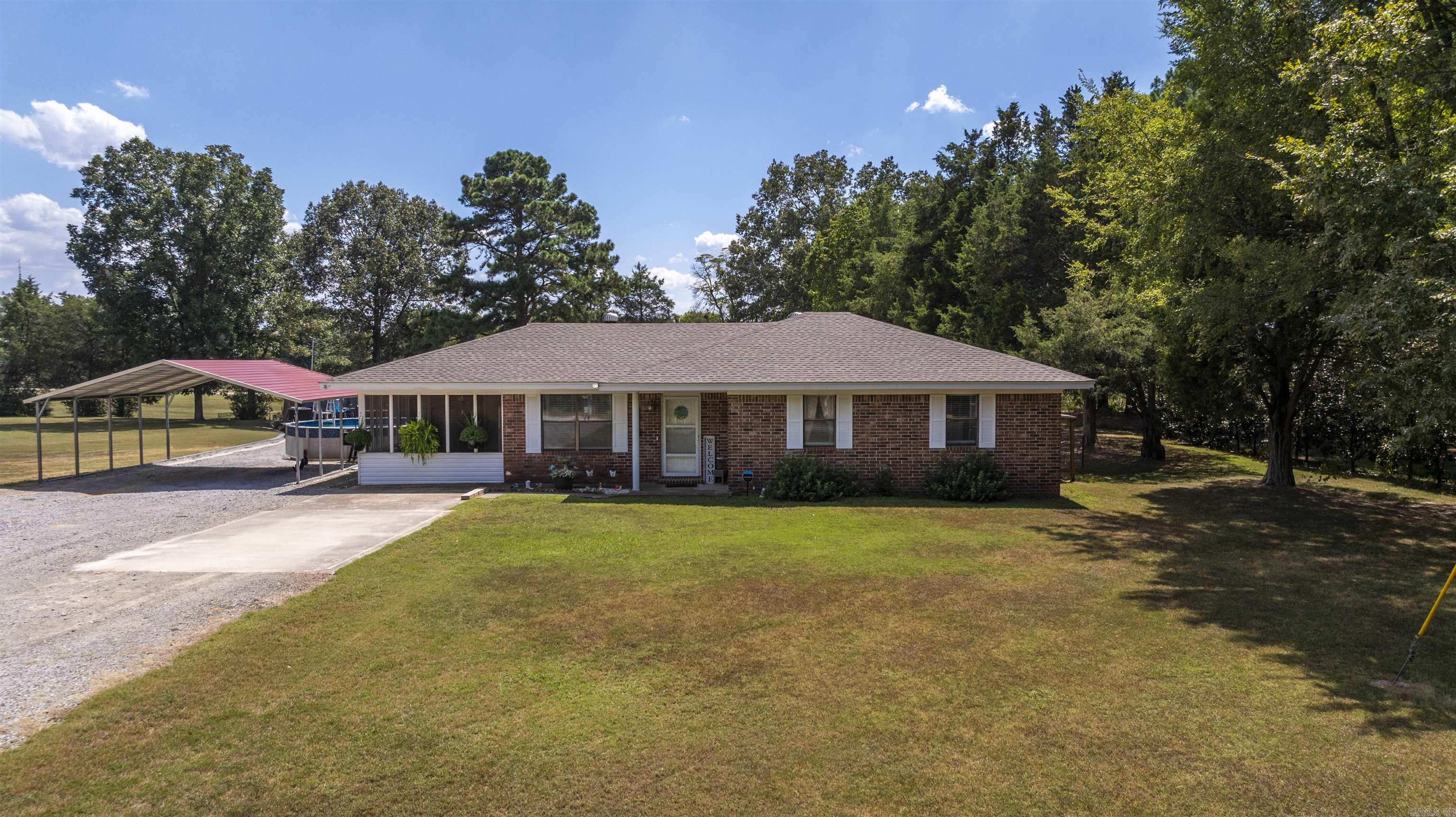 749 Molly Lane Newark, AR 72562