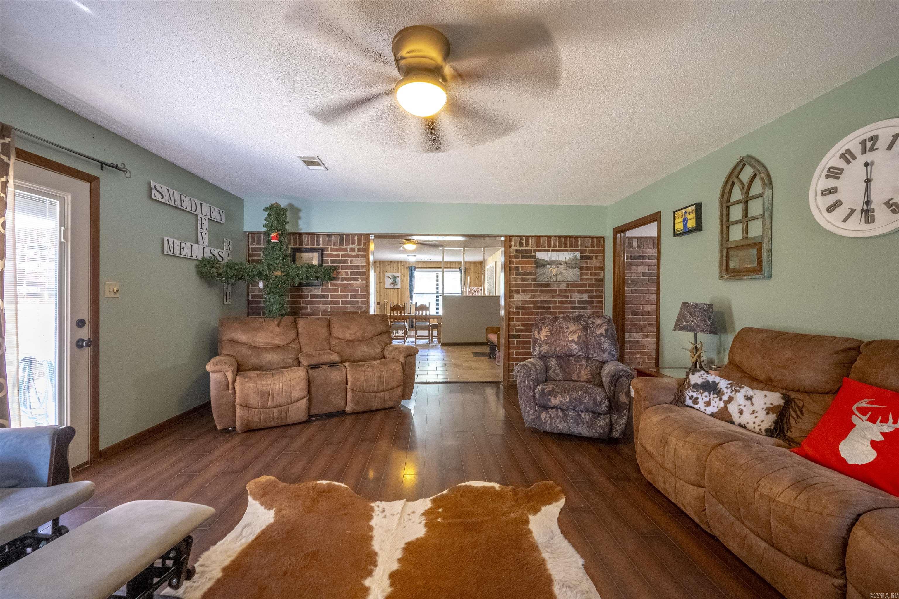 749 Molly Lane Newark, AR 72562