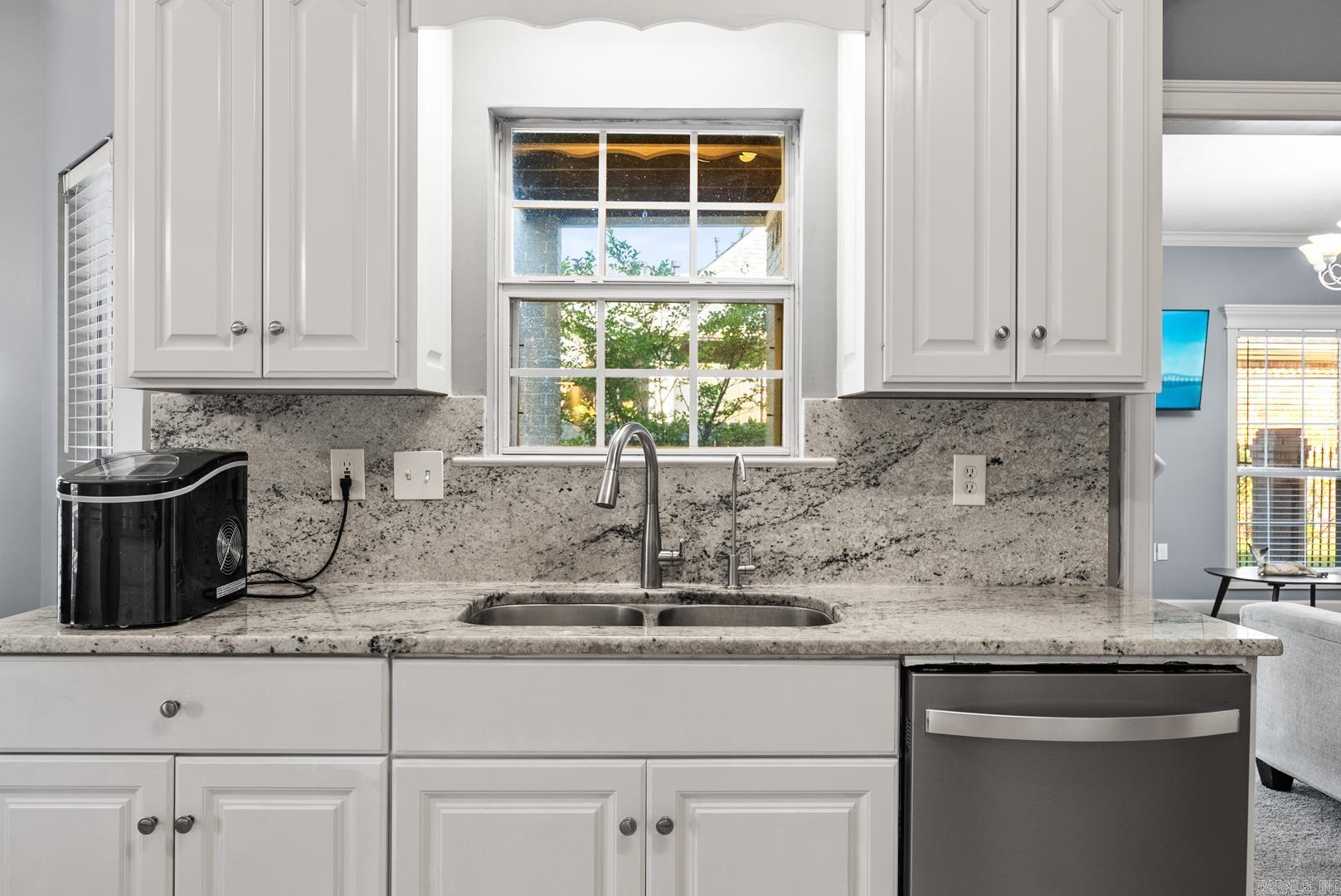 167 Calais Drive Maumelle, AR 72113