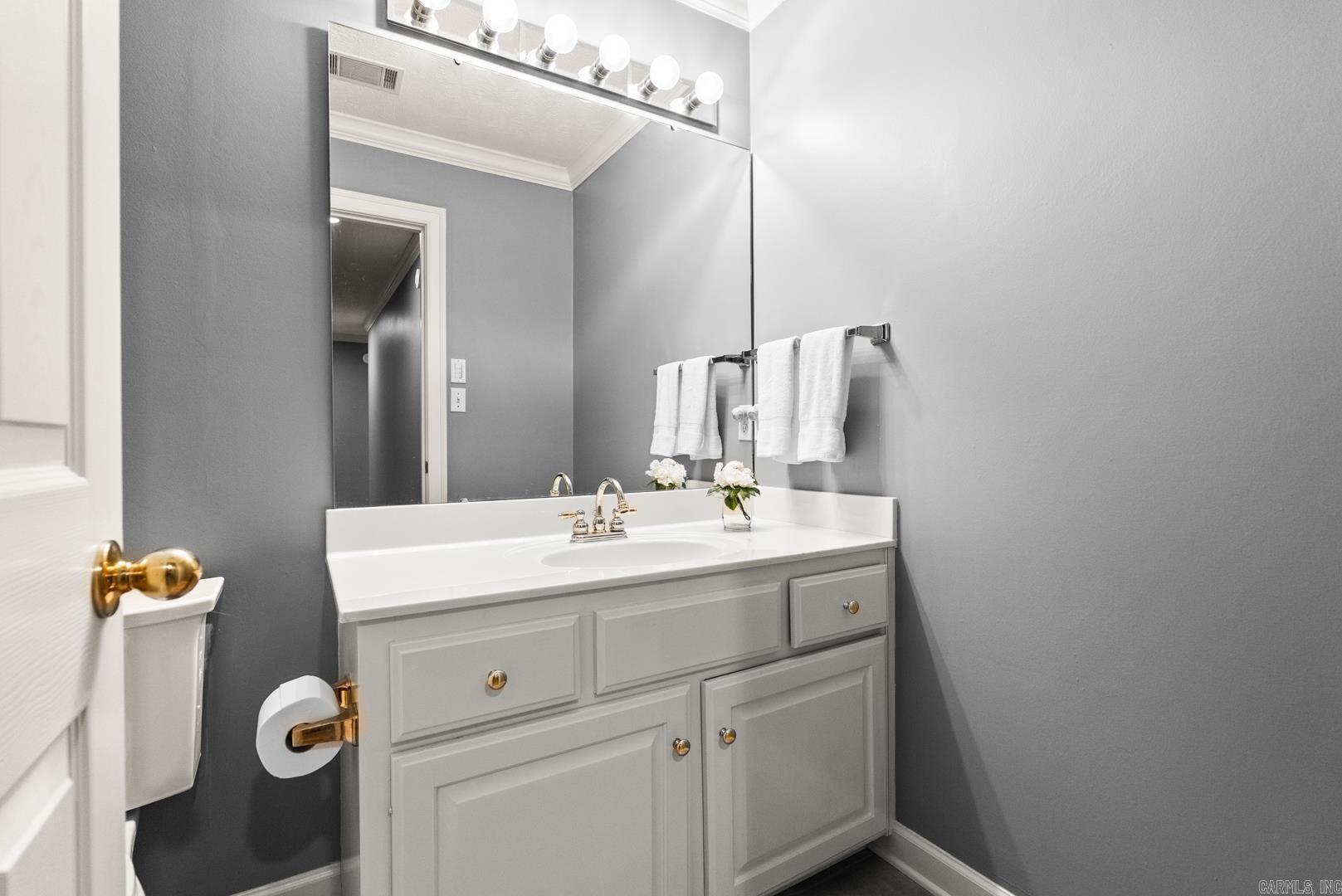 167 Calais Drive Maumelle, AR 72113