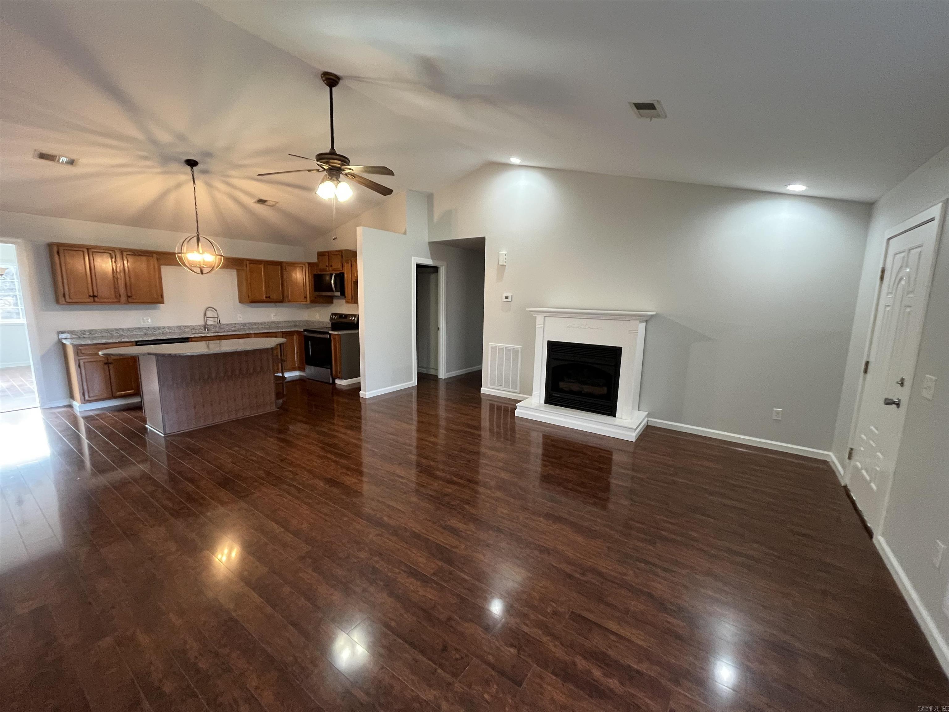 5710 White Drive Batesville, AR 72501