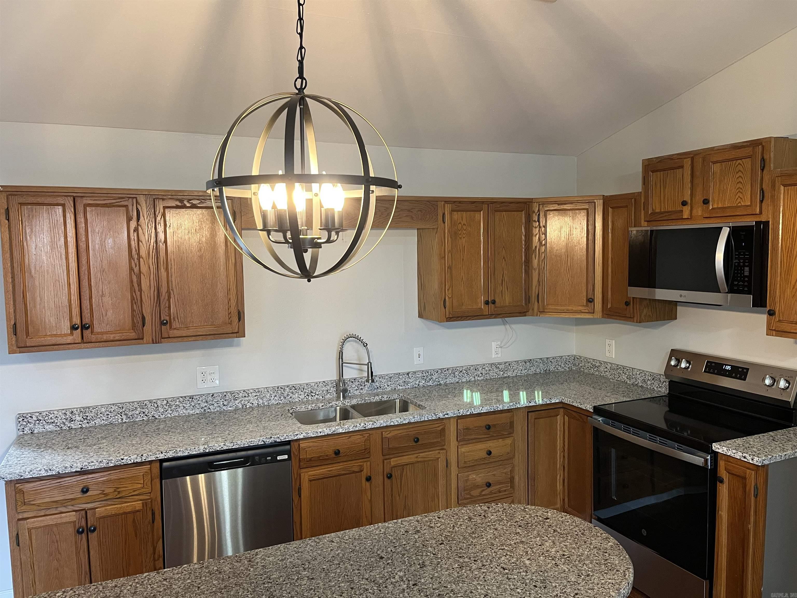 5710 White Drive Batesville, AR 72501