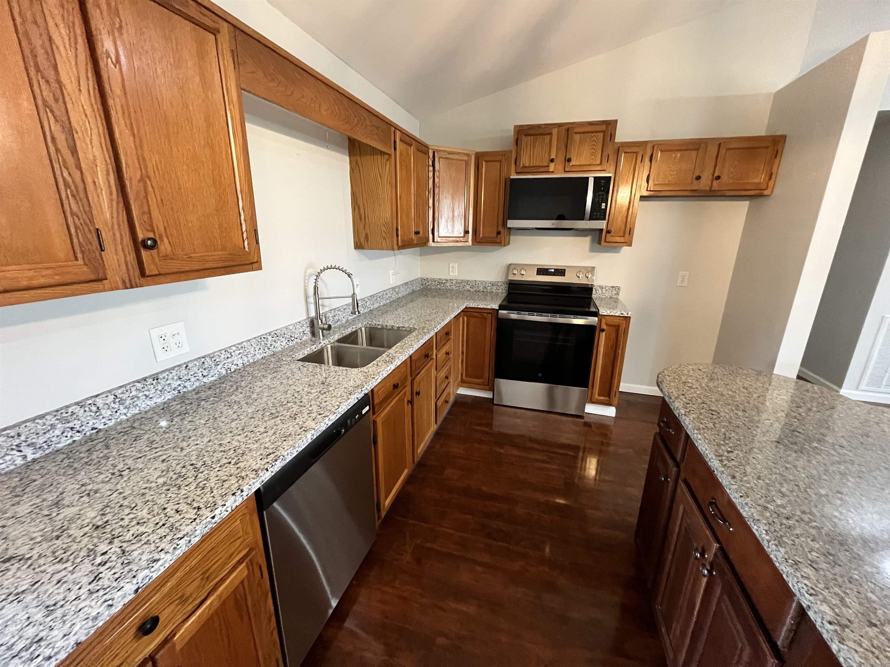 5710 White Drive Batesville, AR 72501