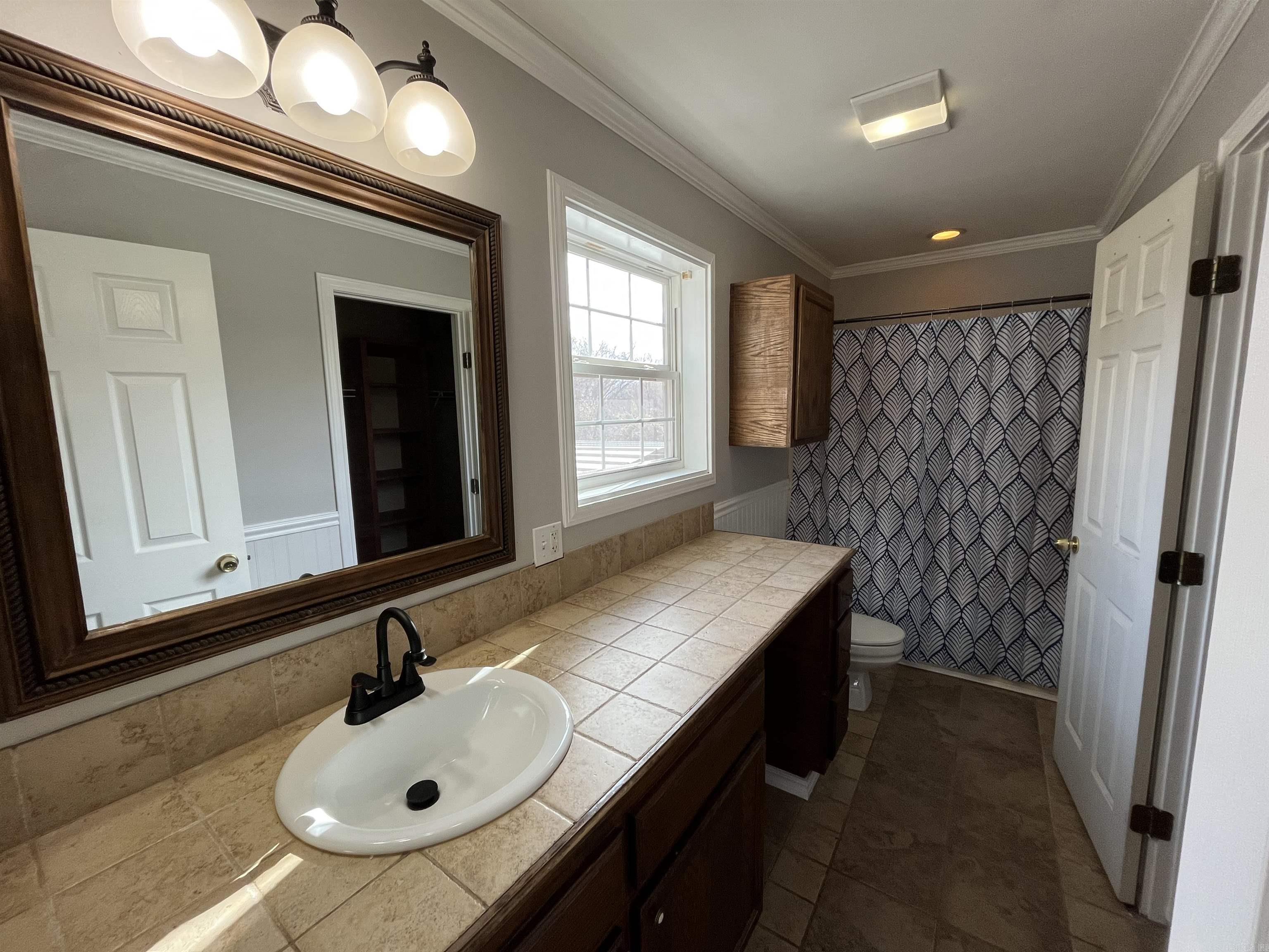 5710 White Drive Batesville, AR 72501