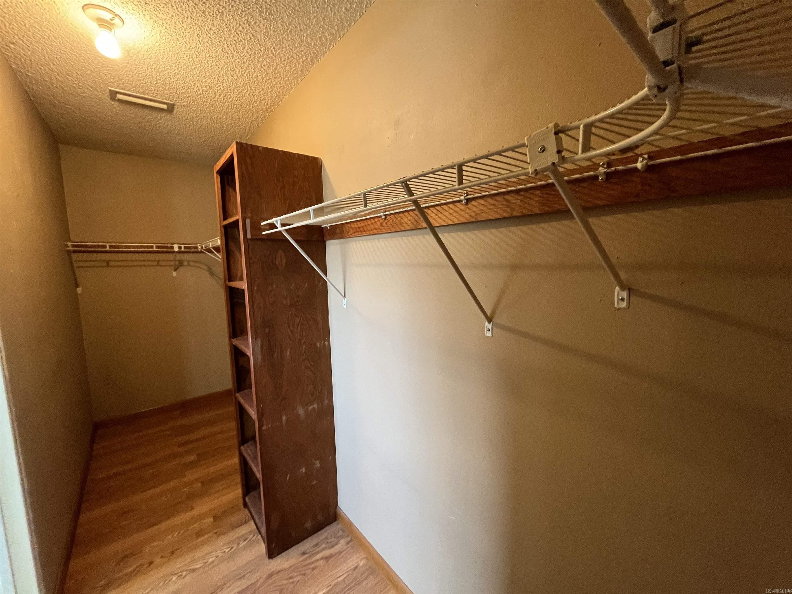 5710 White Drive Batesville, AR 72501