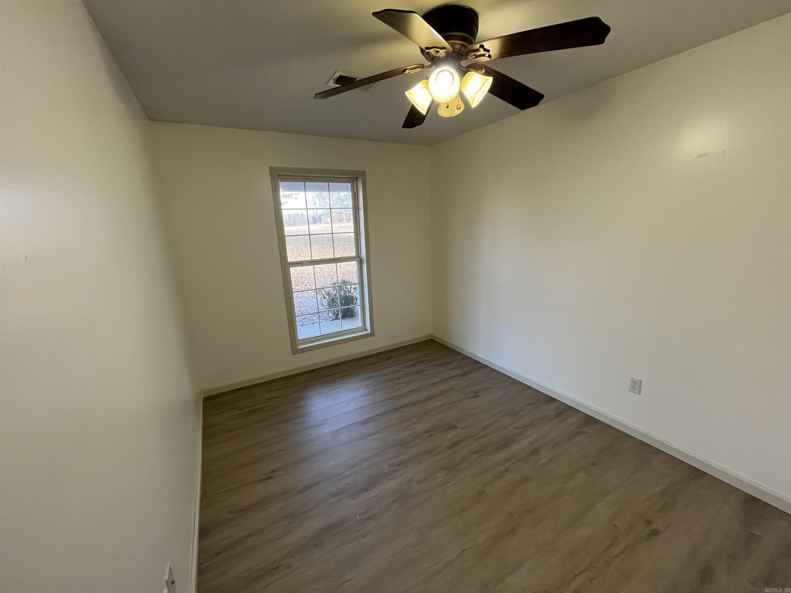 5710 White Drive Batesville, AR 72501