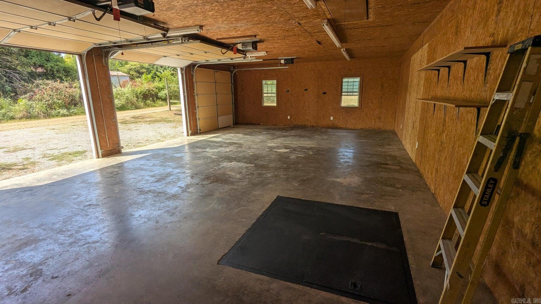 5710 White Drive Batesville, AR 72501