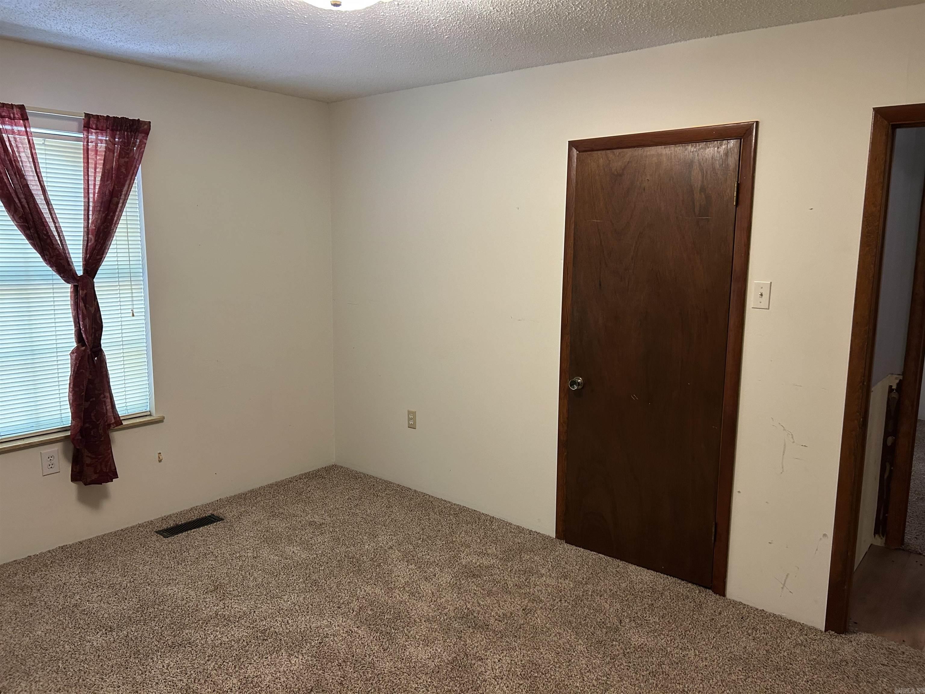 210 Lawrence Lane Hot Springs, AR 71913