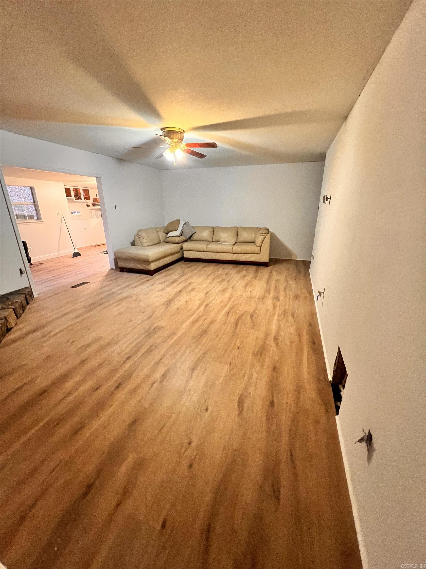 210 Lawrence Lane Hot Springs, AR 71913