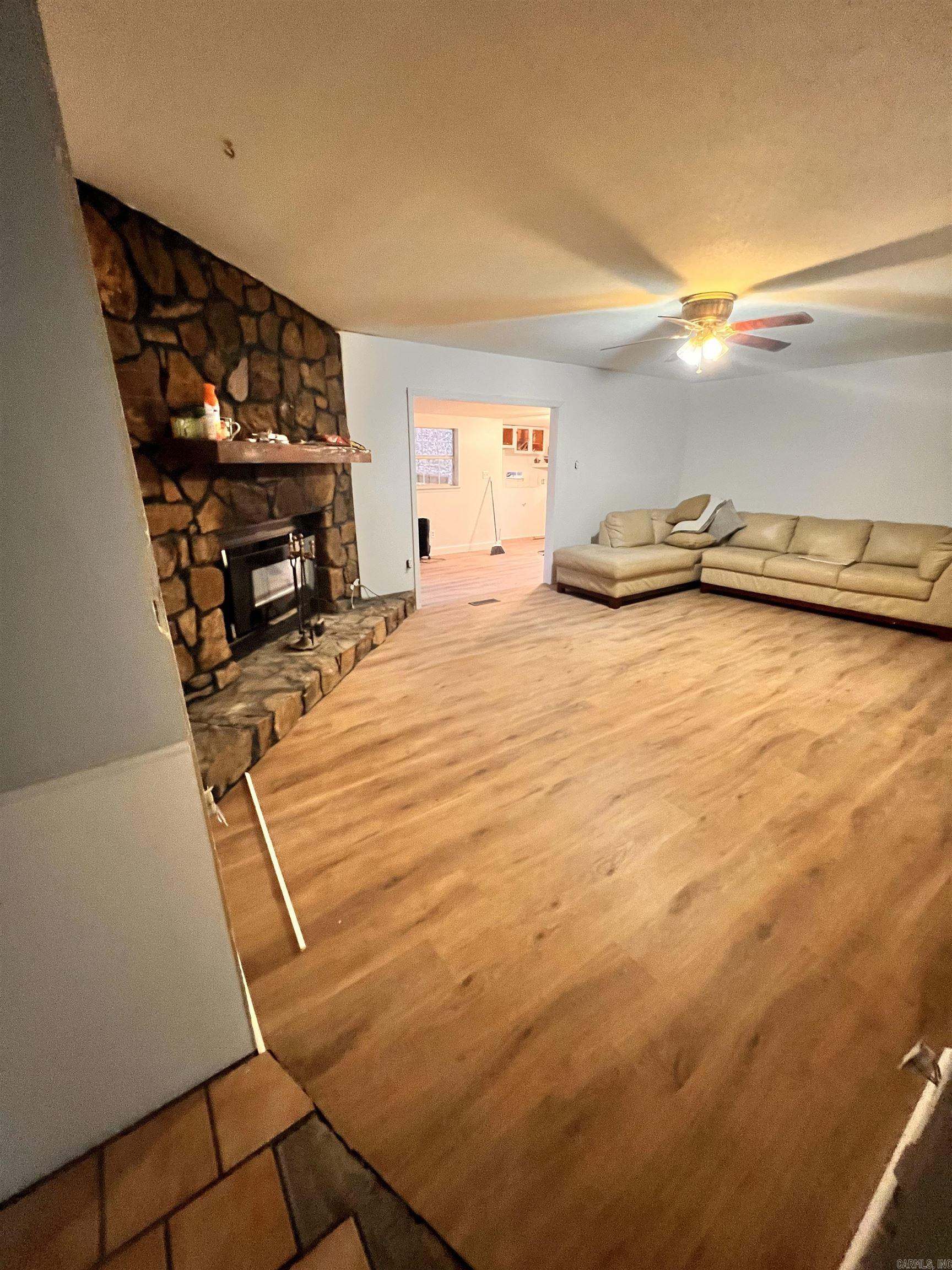 210 Lawrence Lane Hot Springs, AR 71913