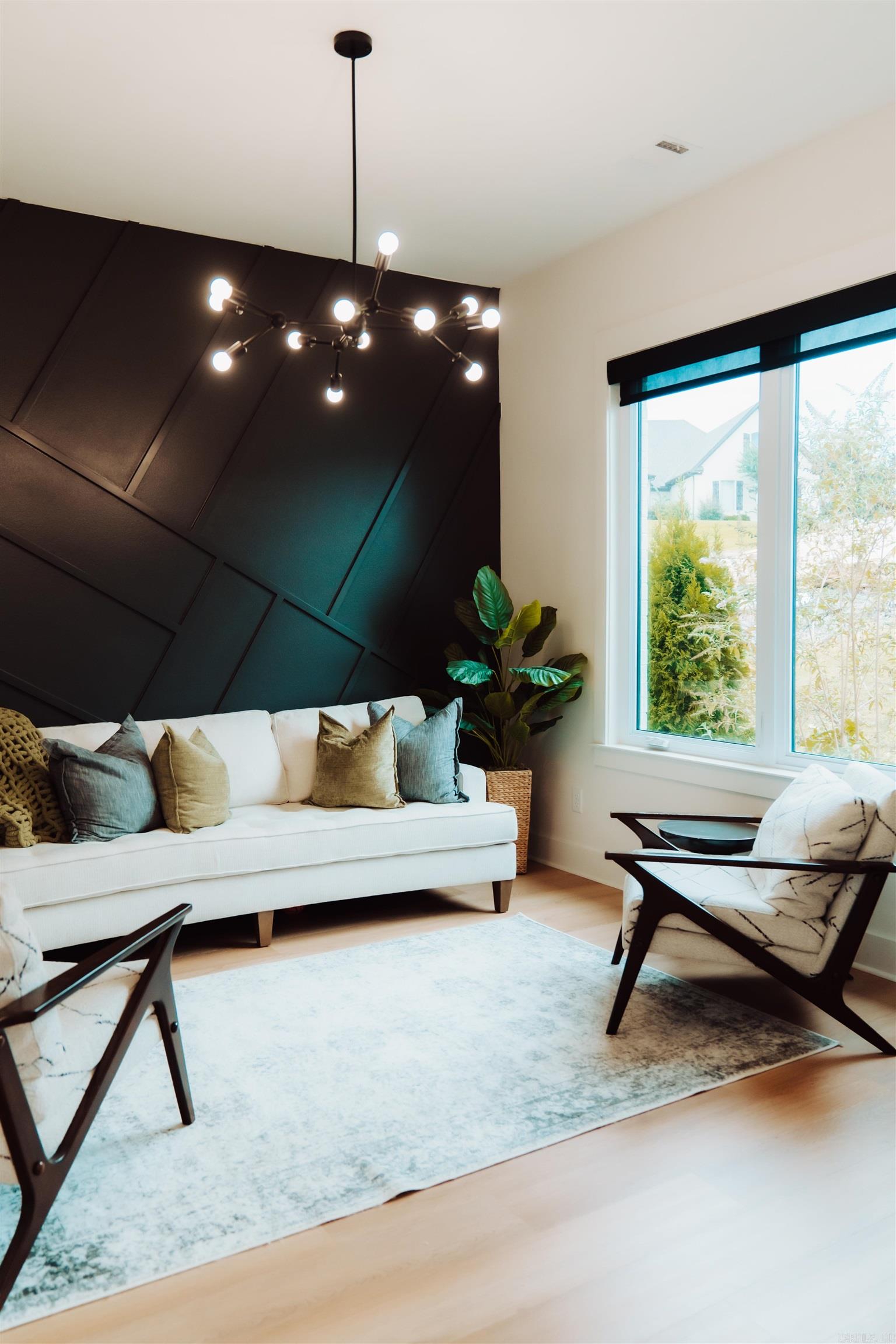 7702 S Shoreline Boulevard Benton, AR 72019