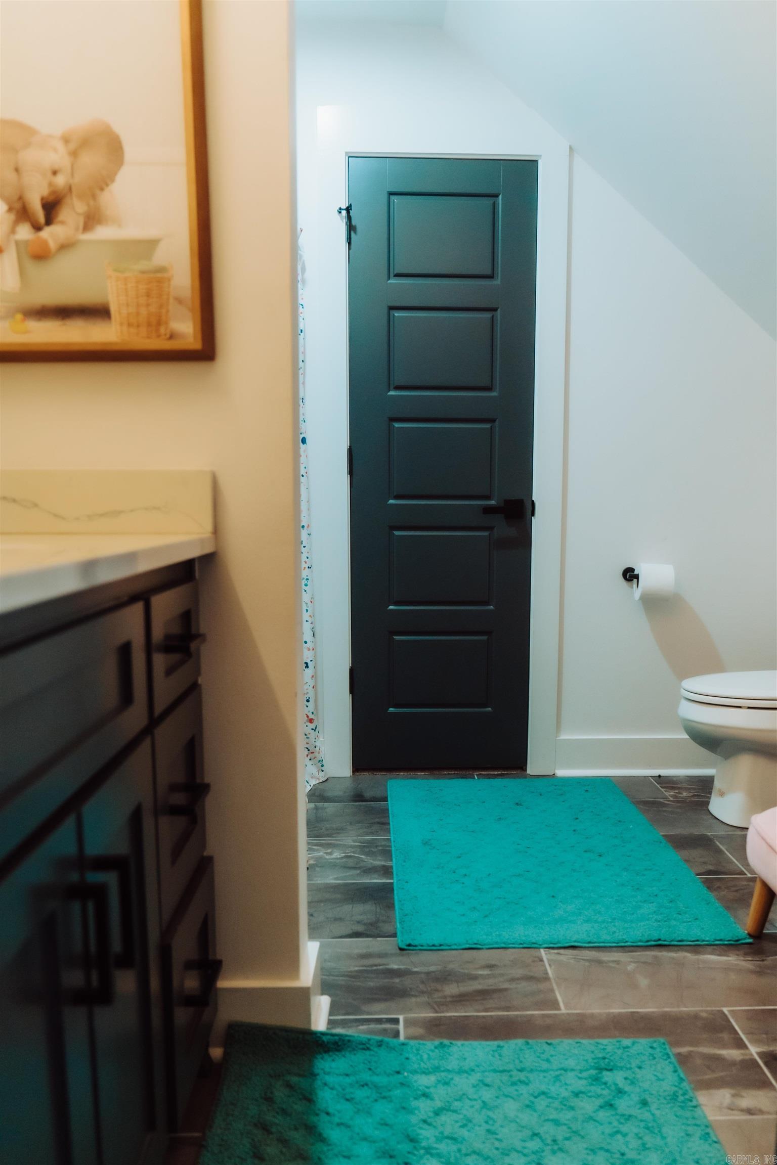 7702 S Shoreline Boulevard Benton, AR 72019