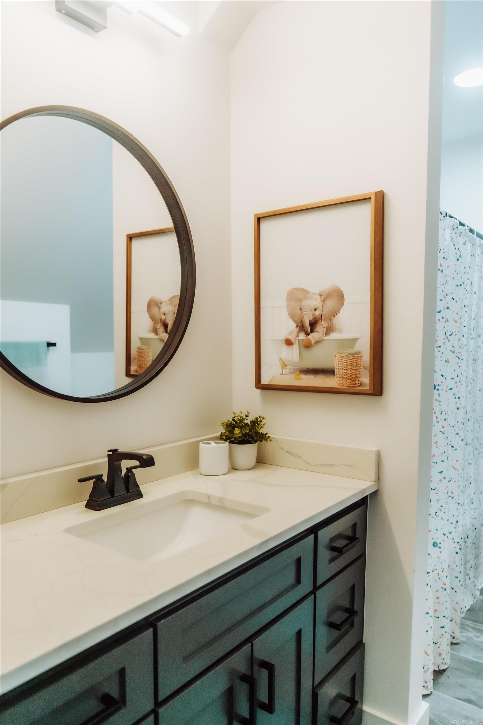 7702 S Shoreline Boulevard Benton, AR 72019