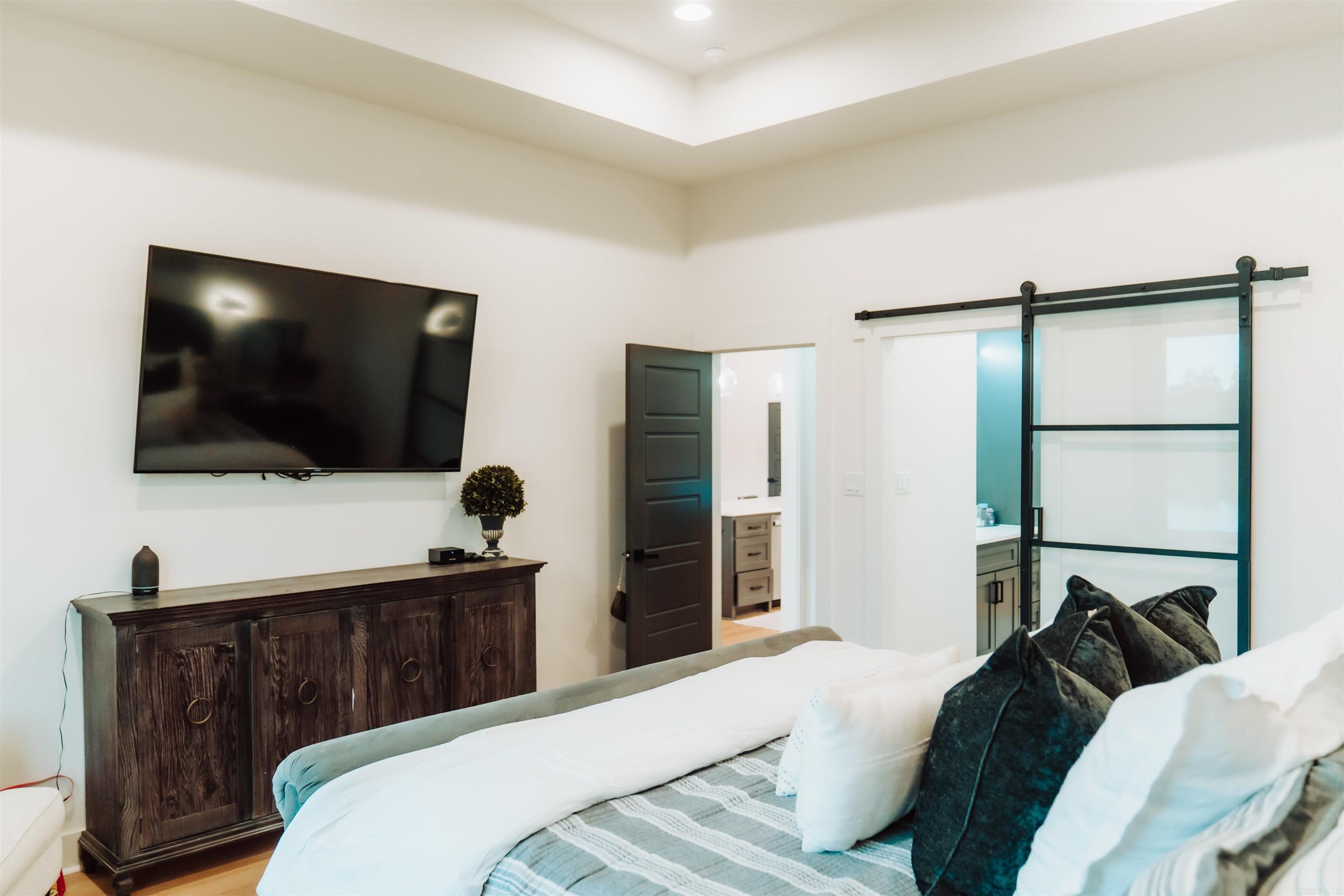 7702 S Shoreline Boulevard Benton, AR 72019