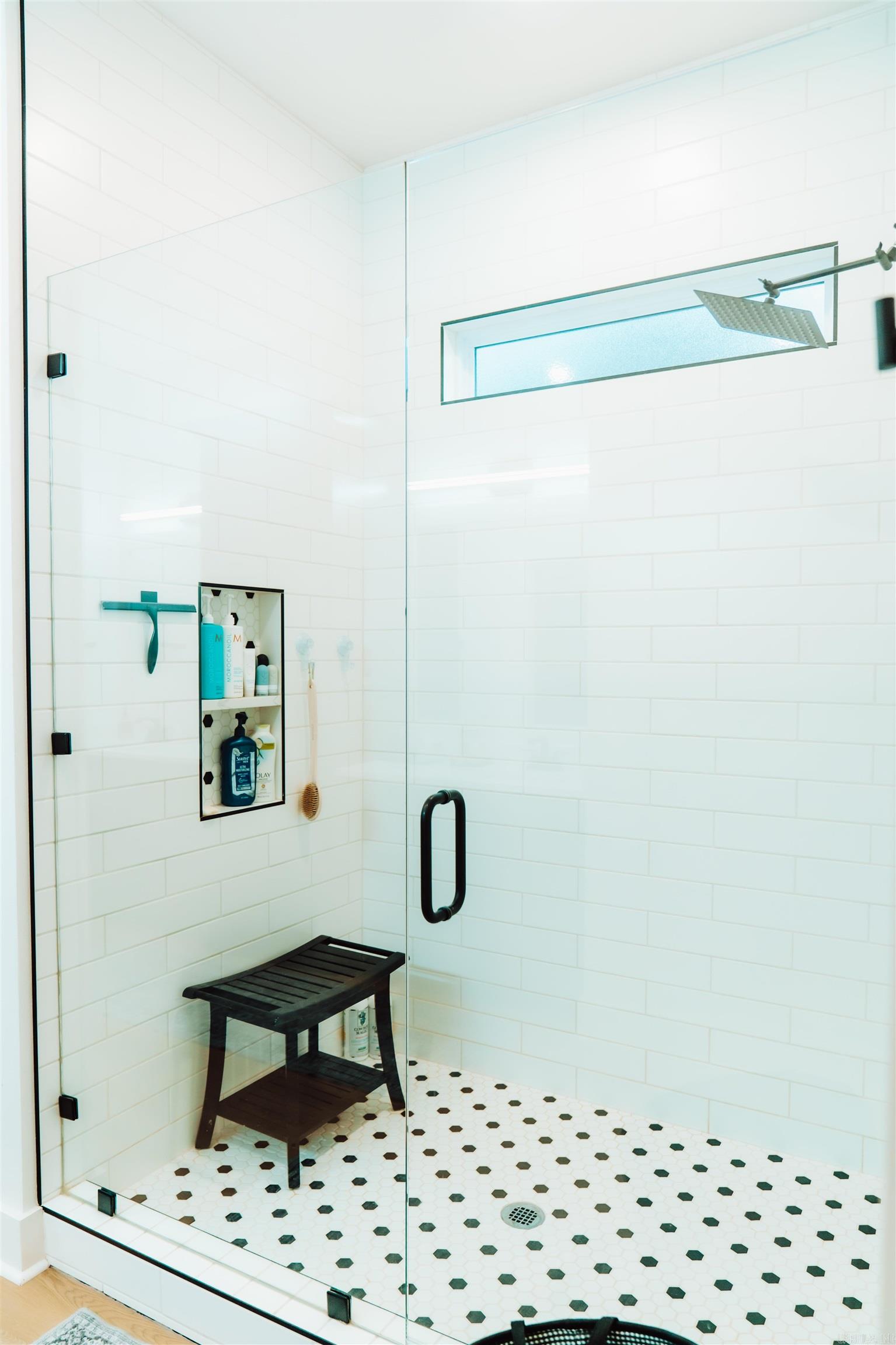 7702 S Shoreline Boulevard Benton, AR 72019