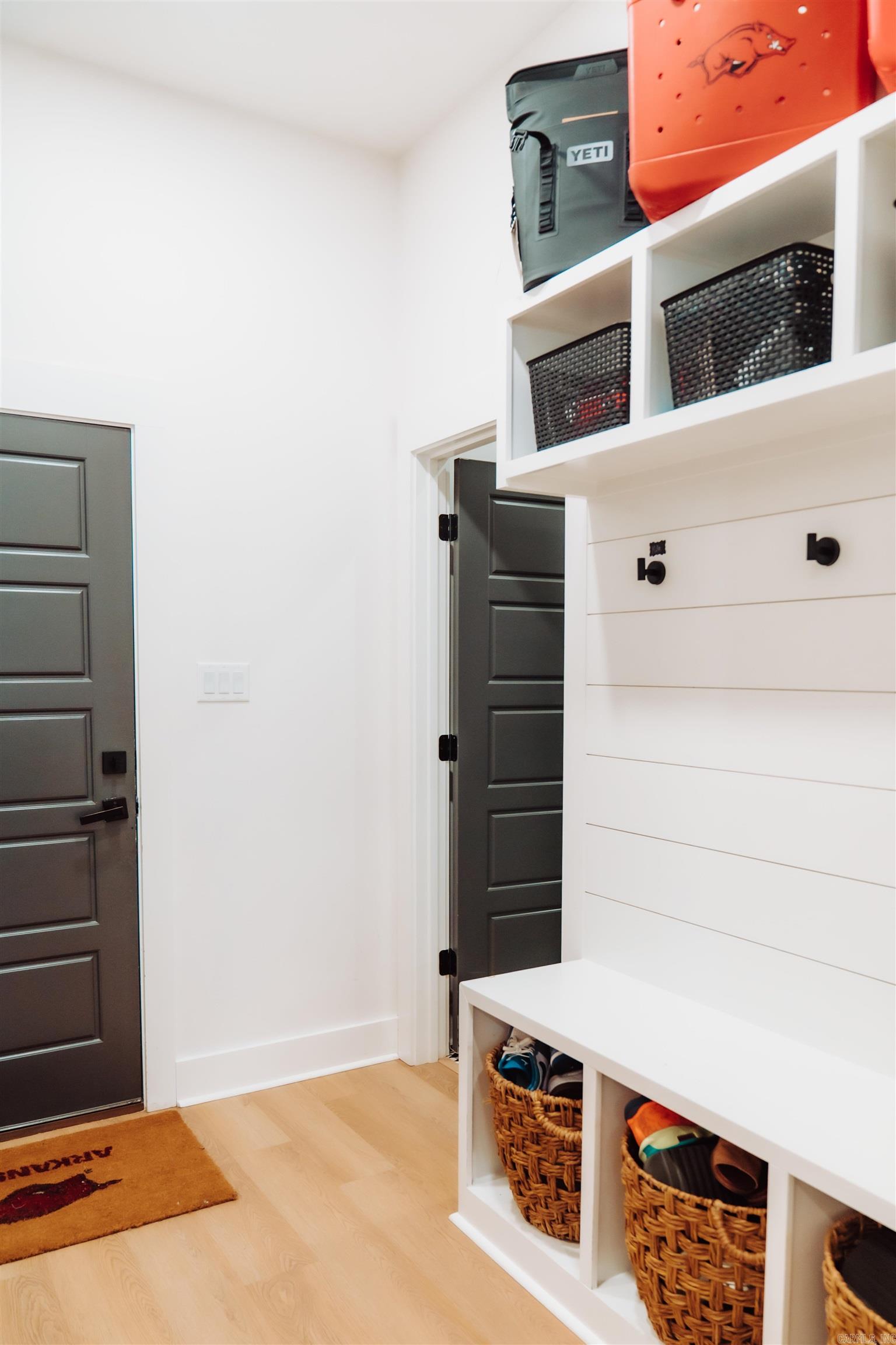 7702 S Shoreline Boulevard Benton, AR 72019