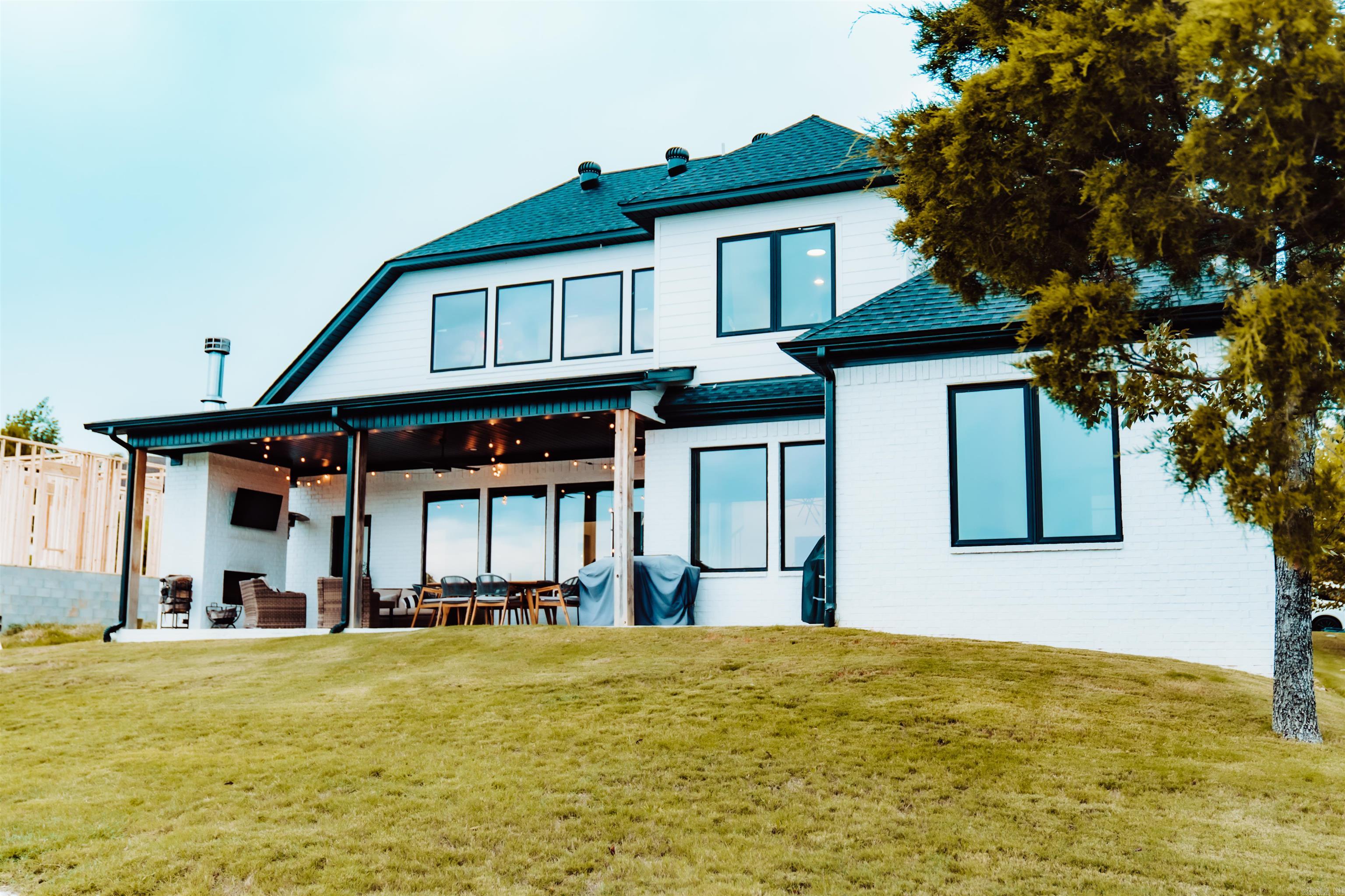 7702 S Shoreline Boulevard Benton, AR 72019