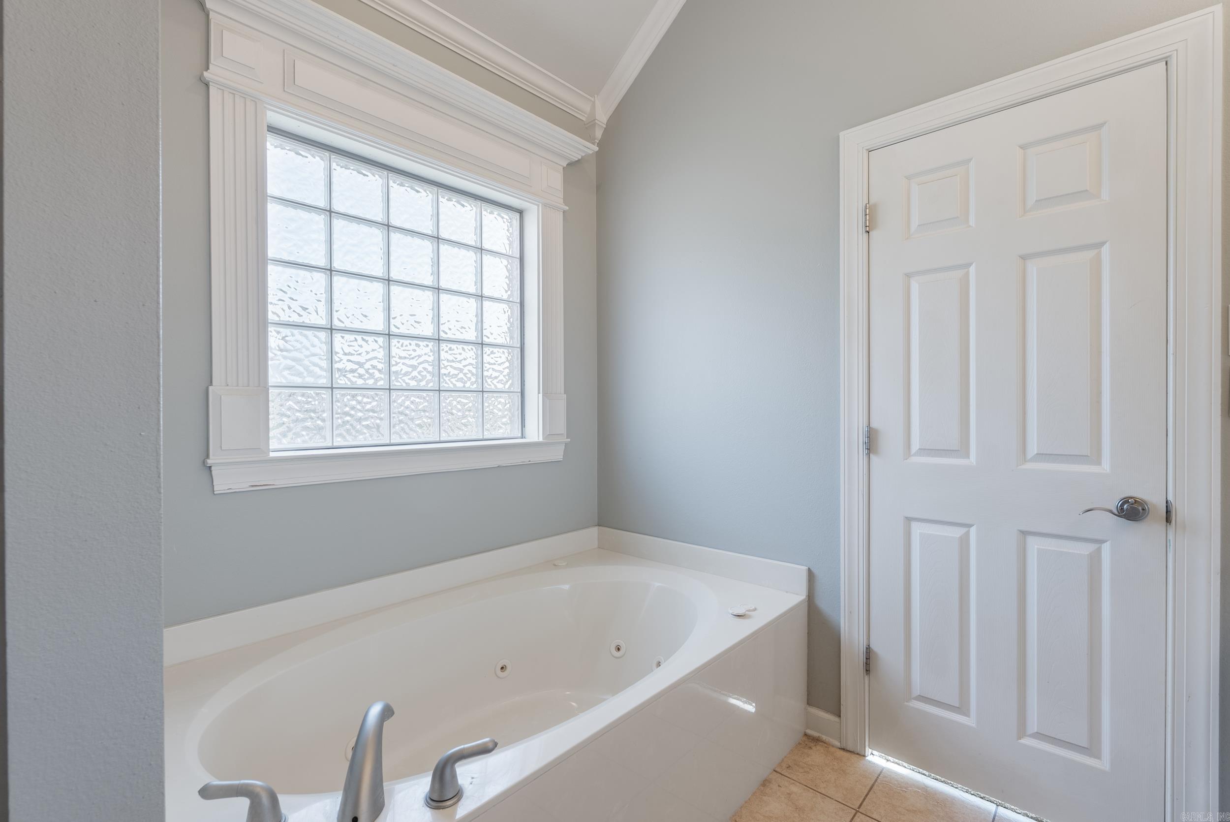 121 Sancerre Drive North Little Rock, AR 72113